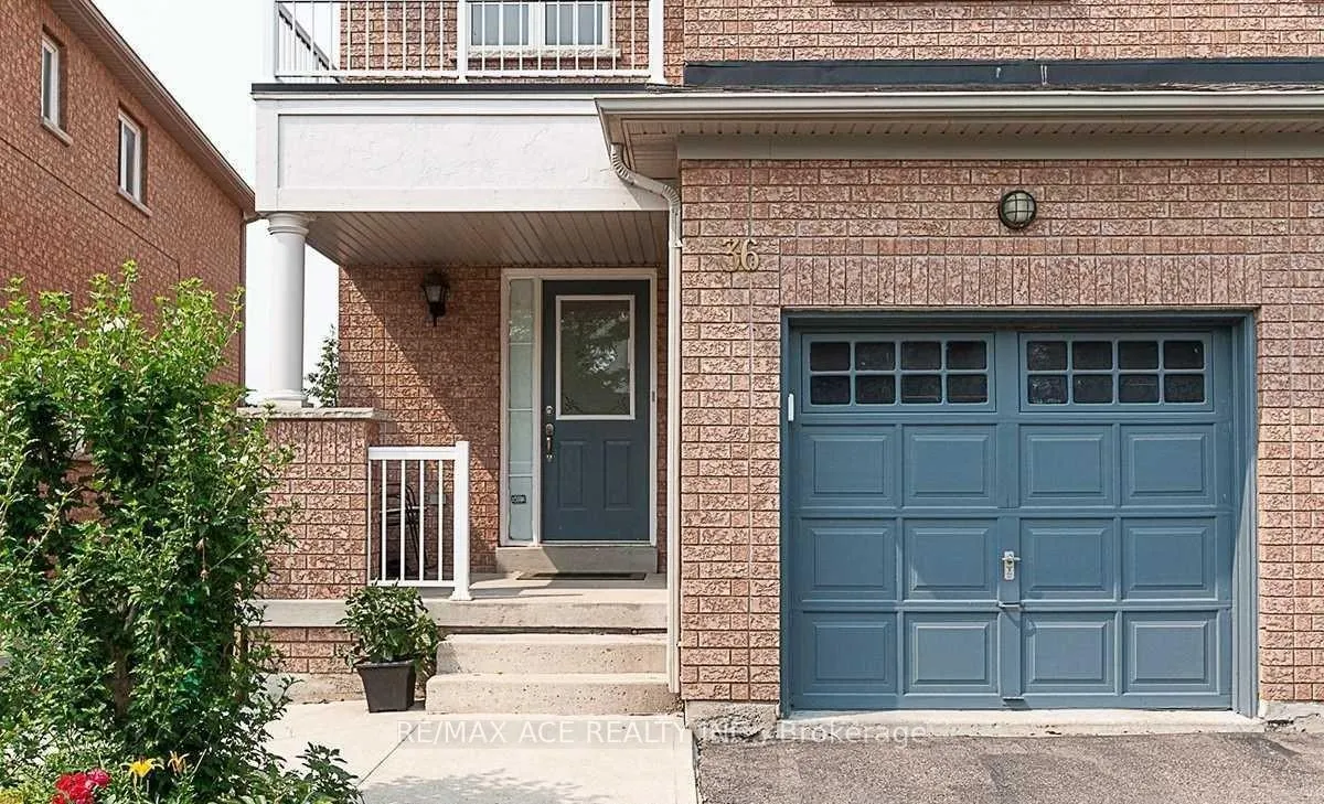 Photo 2 of 36 Mauve Drive, Brampton, Bram East — HOMEH