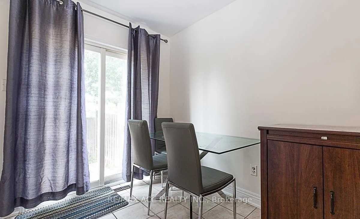 Photo 11 of 36 Mauve Drive, Brampton, Bram East — HOMEH