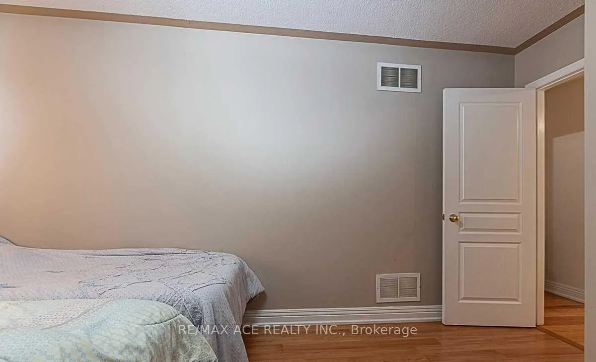 Photo 27 of 36 Mauve Drive, Brampton, Bram East — HOMEH