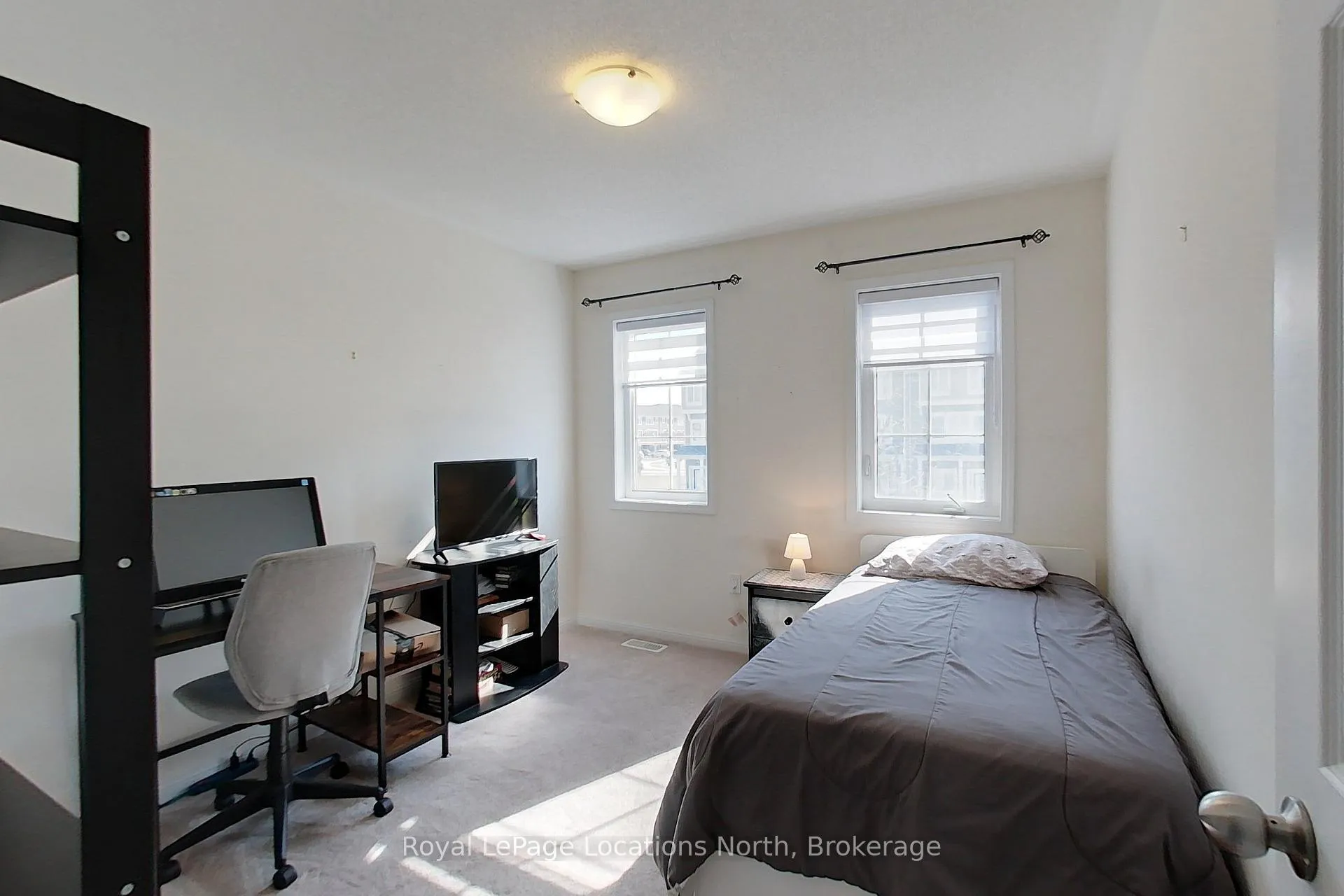 Photo 28 of 19 Village Gate, Wasaga Beach — HOMEH