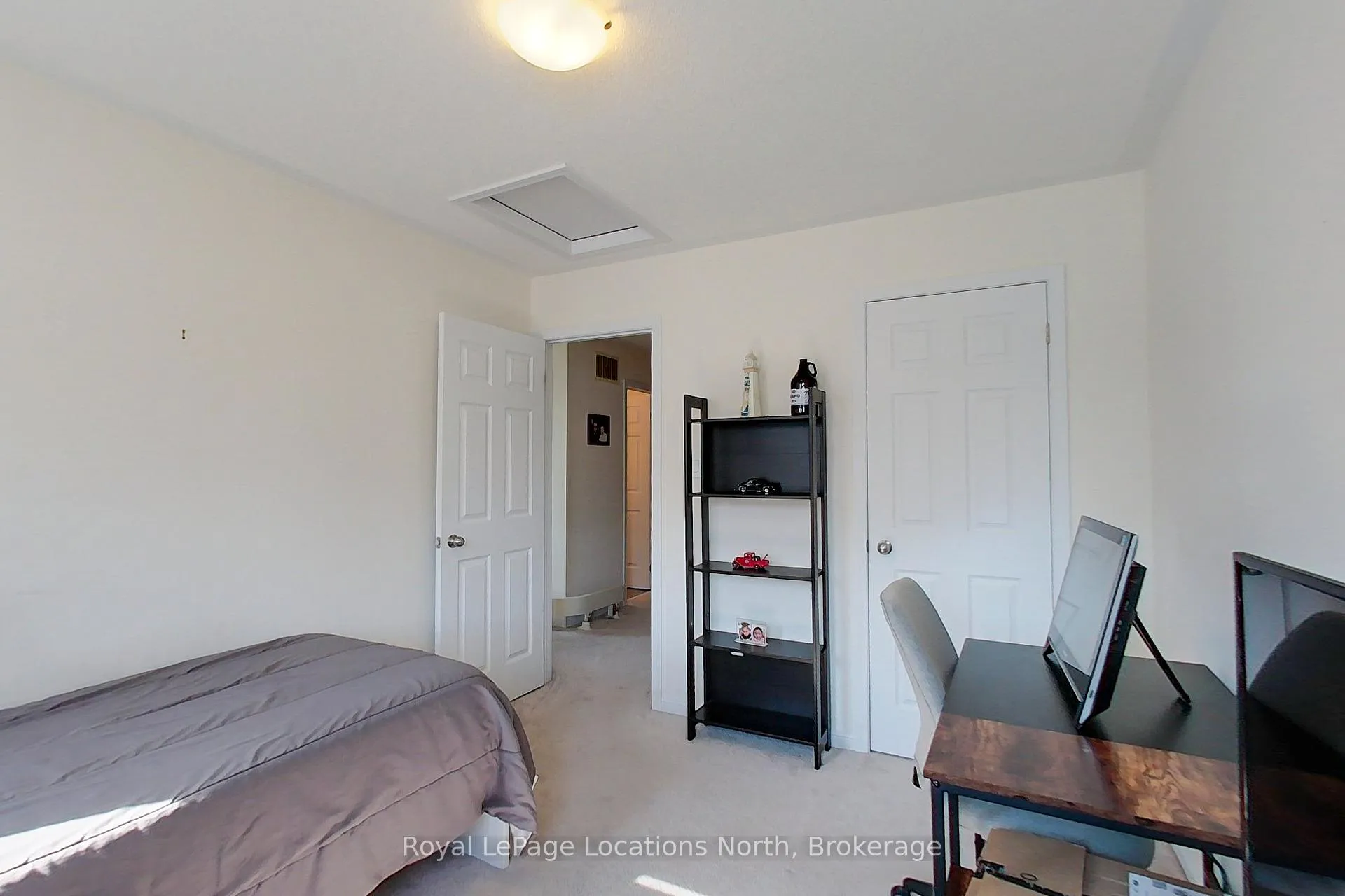 Photo 29 of 19 Village Gate, Wasaga Beach — HOMEH