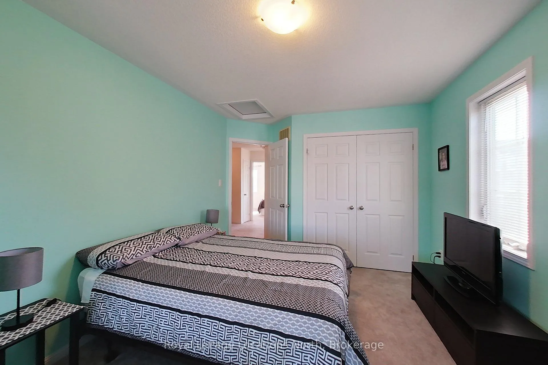 Photo 32 of 19 Village Gate, Wasaga Beach — HOMEH