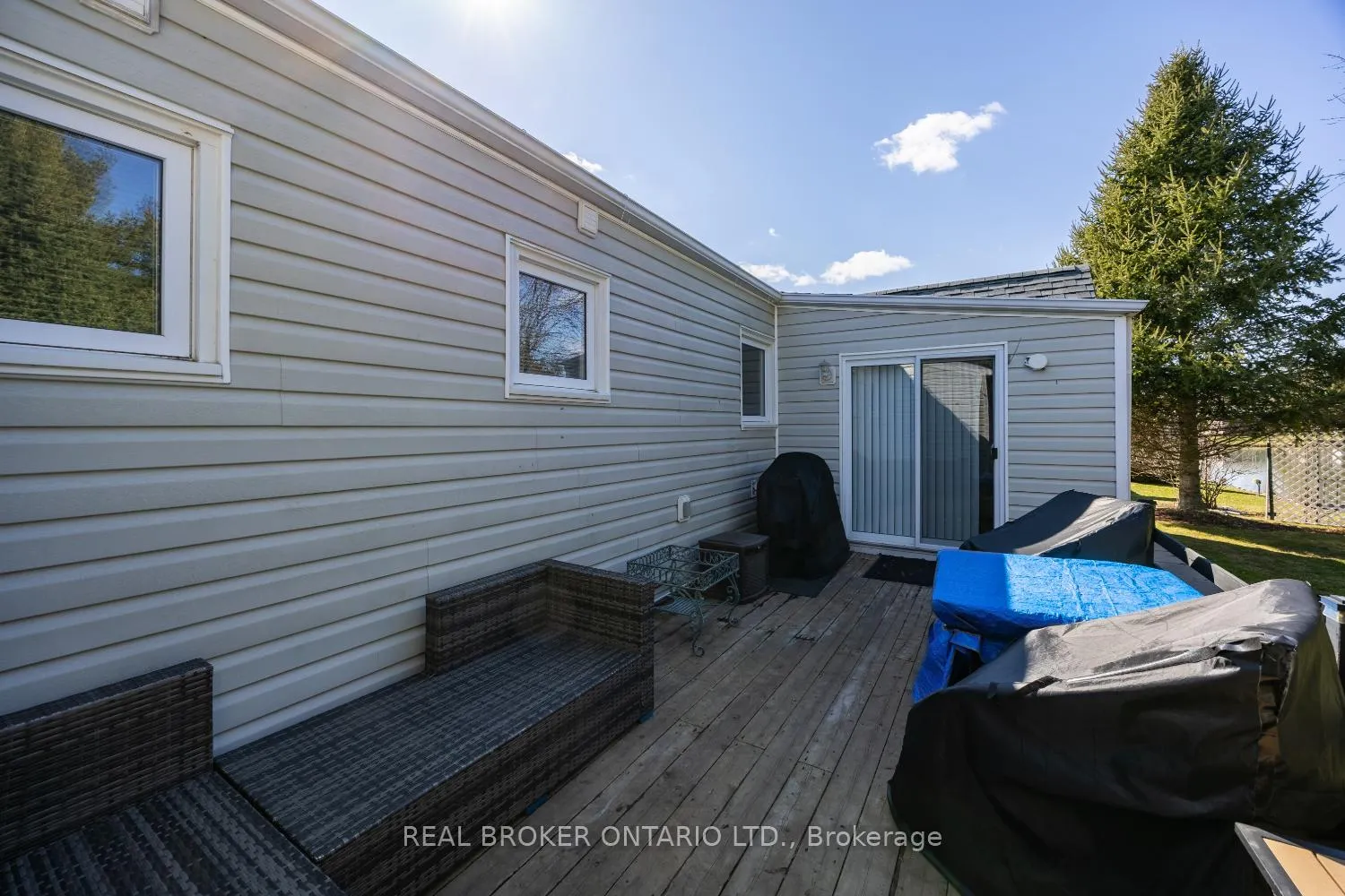 Photo 27 of 90 The Cove Road, Clarington, Bowmanville — HOMEH