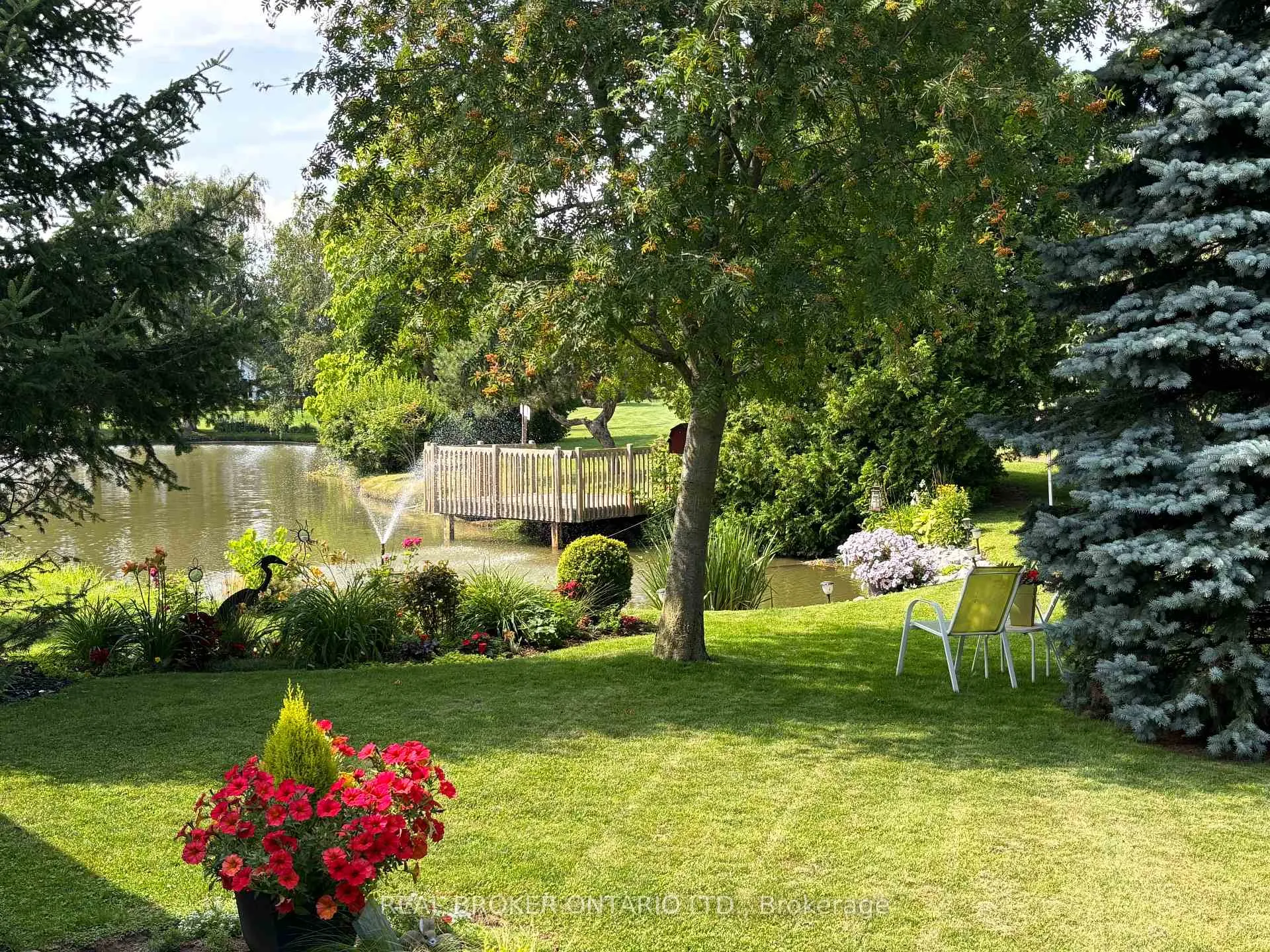 Photo 29 of 90 The Cove Road, Clarington, Bowmanville — HOMEH
