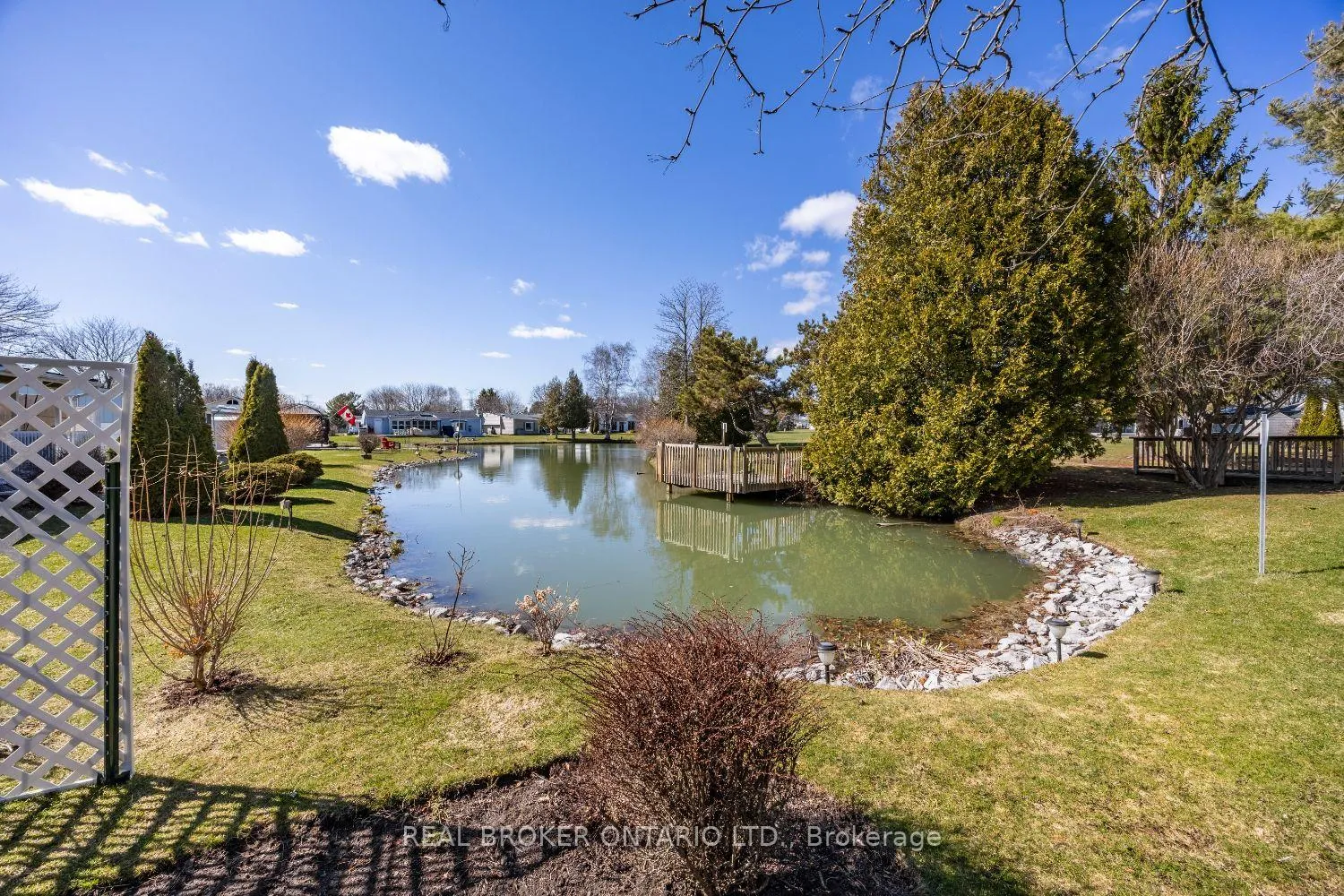 Photo 30 of 90 The Cove Road, Clarington, Bowmanville — HOMEH