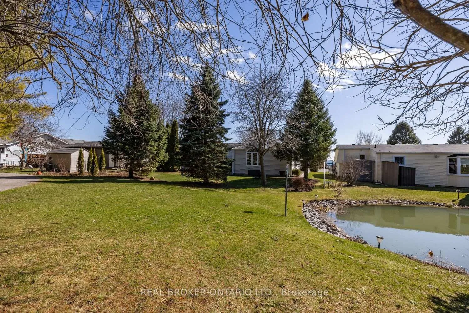 Photo 34 of 90 The Cove Road, Clarington, Bowmanville — HOMEH