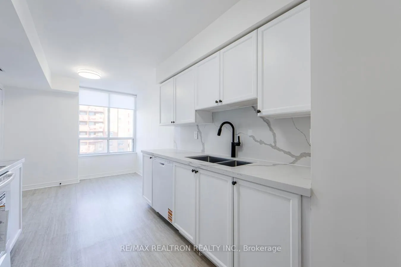 Photo 11 of Unit 708, 2 Covington Road, Toronto, Englemount-Lawrence — HOMEH