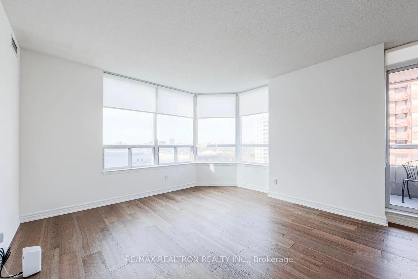 Photo 22 of Unit 708, 2 Covington Road, Toronto, Englemount-Lawrence — HOMEH