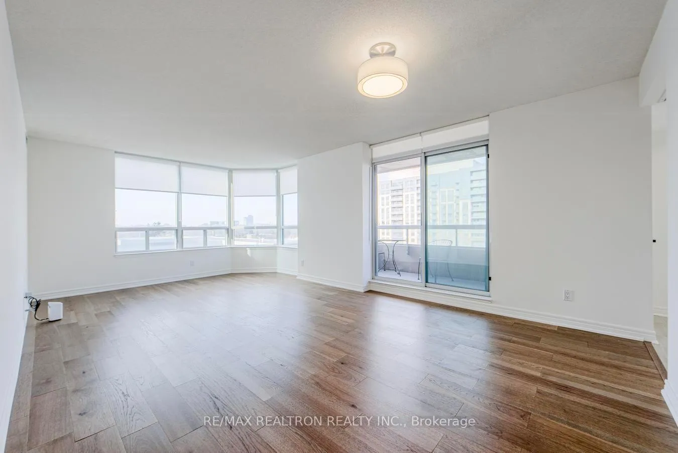 Photo 24 of Unit 708, 2 Covington Road, Toronto, Englemount-Lawrence — HOMEH