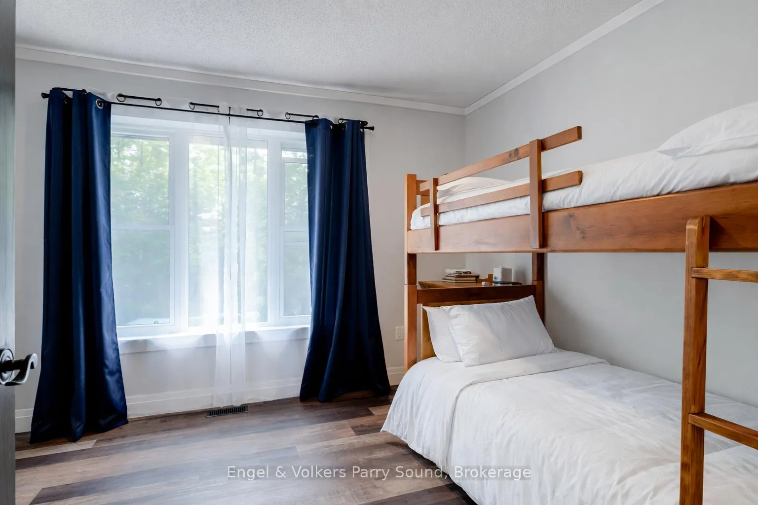 Photo 37 of 49 Regency Drive, Seguin — HOMEH