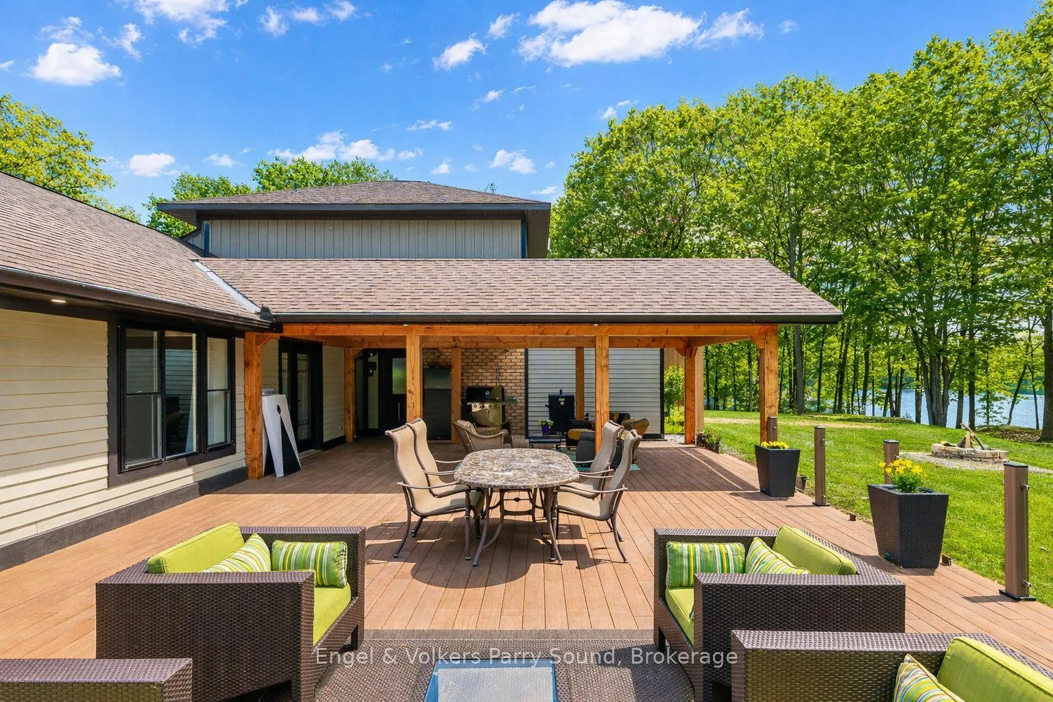 Photo 42 of 49 Regency Drive, Seguin — HOMEH