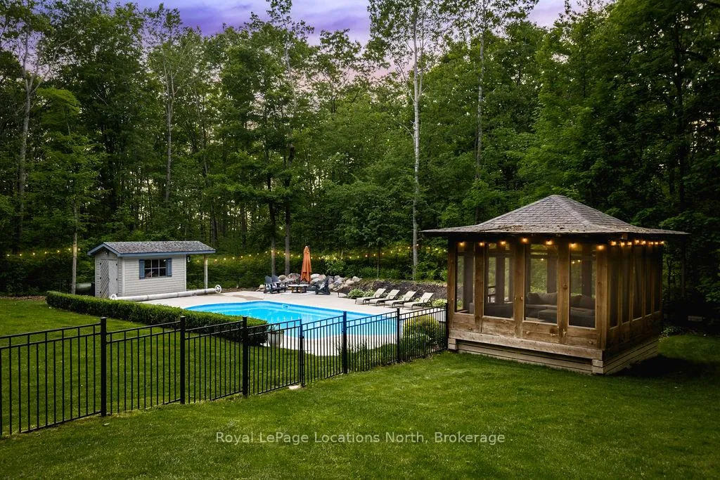 Photo 4 of 18 Mills Circle, Springwater, Midhurst — HOMEH