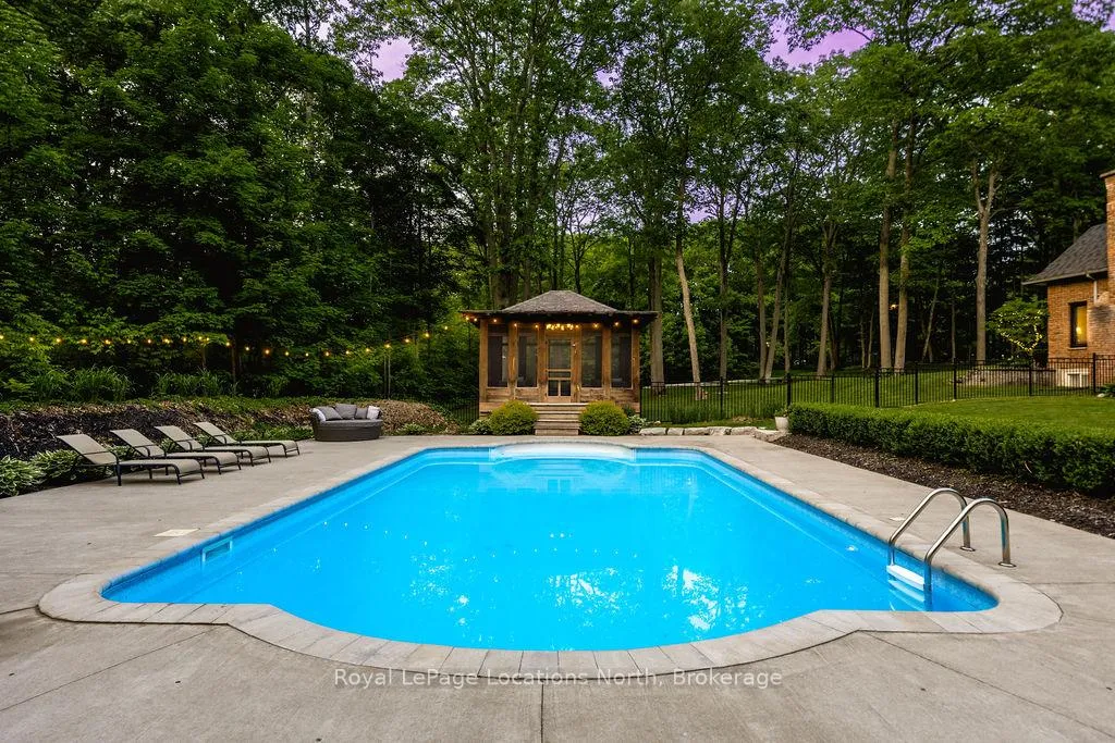 Photo 5 of 18 Mills Circle, Springwater, Midhurst — HOMEH
