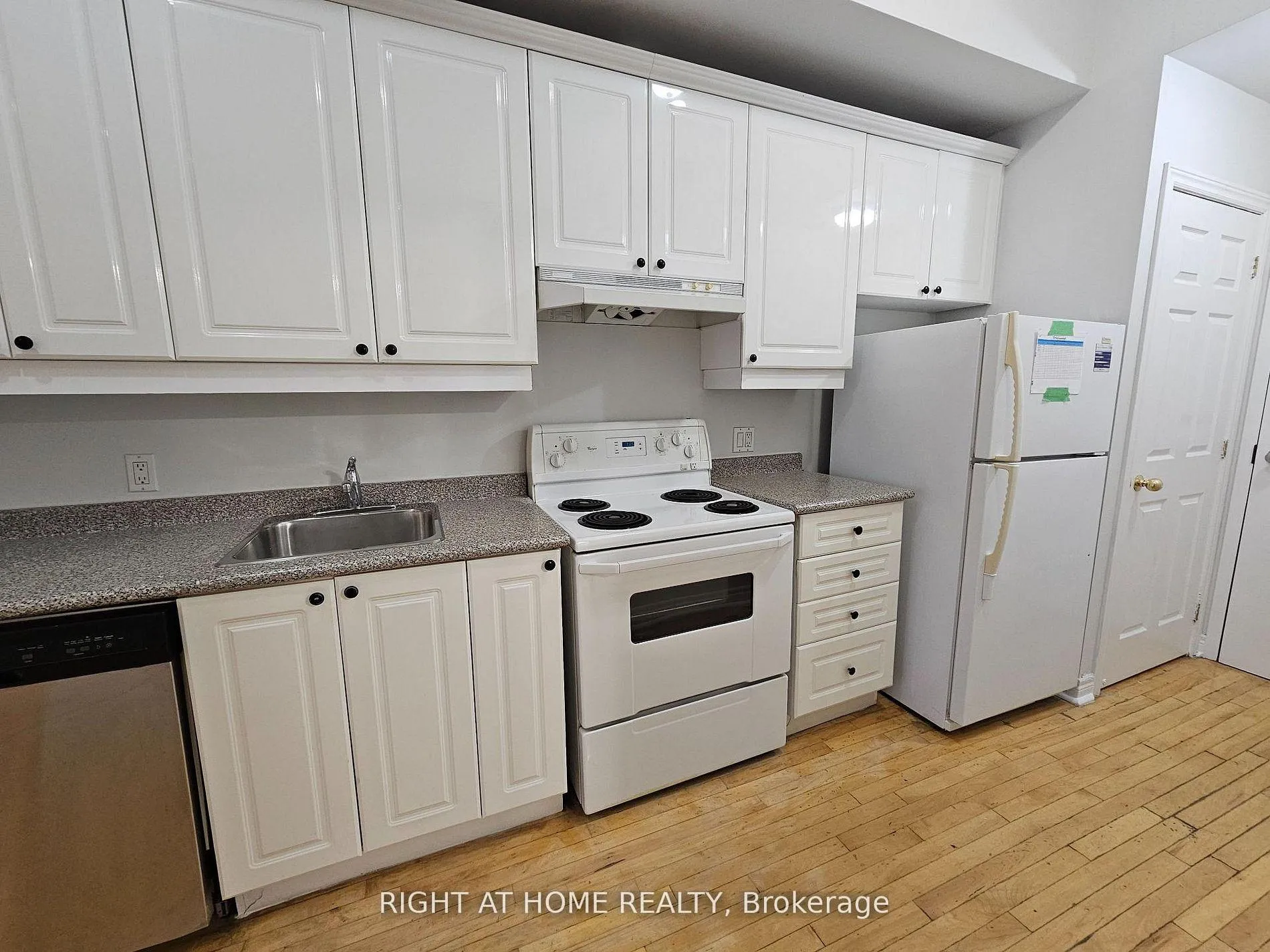 Photo 5 of Unit 204, 524 Yonge Street, Toronto, Church-Yonge Corridor — HOMEH