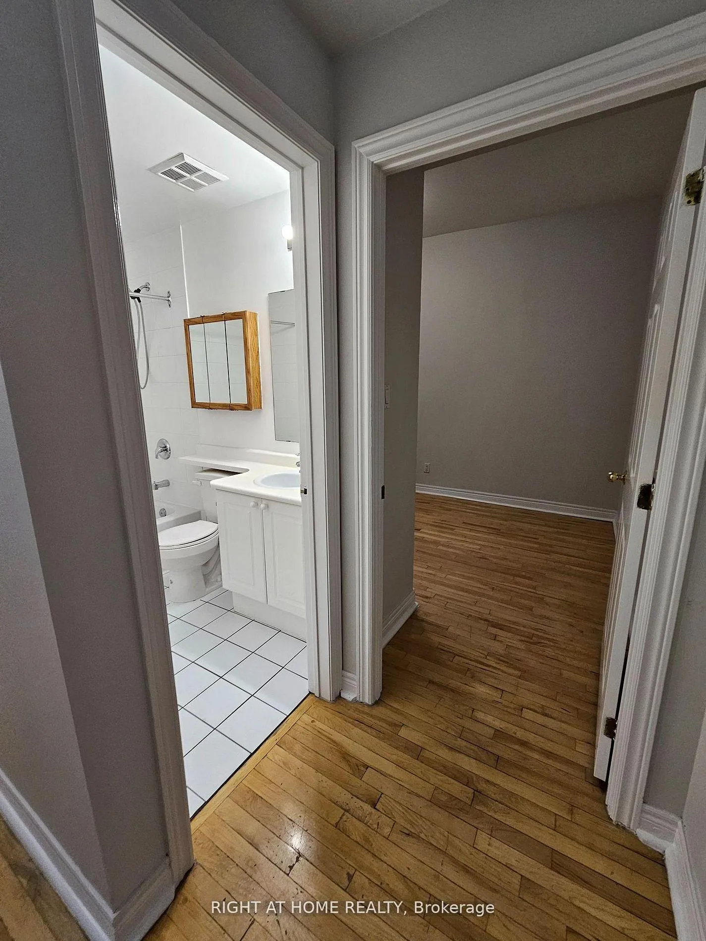 Photo 18 of Unit 204, 524 Yonge Street, Toronto, Church-Yonge Corridor — HOMEH