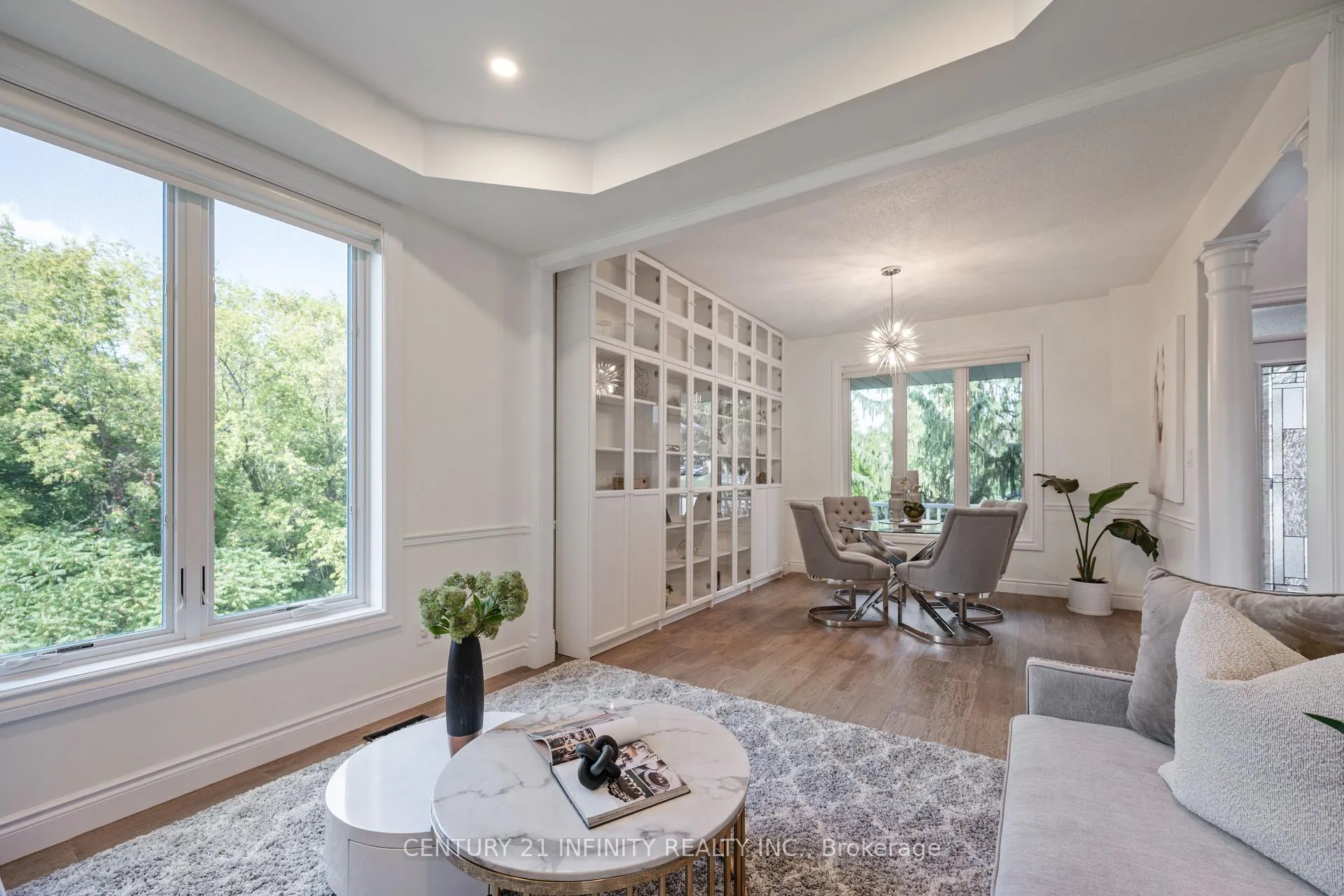 Photo 9 of 973 Mountview Court, Oshawa, Pinecrest — HOMEH