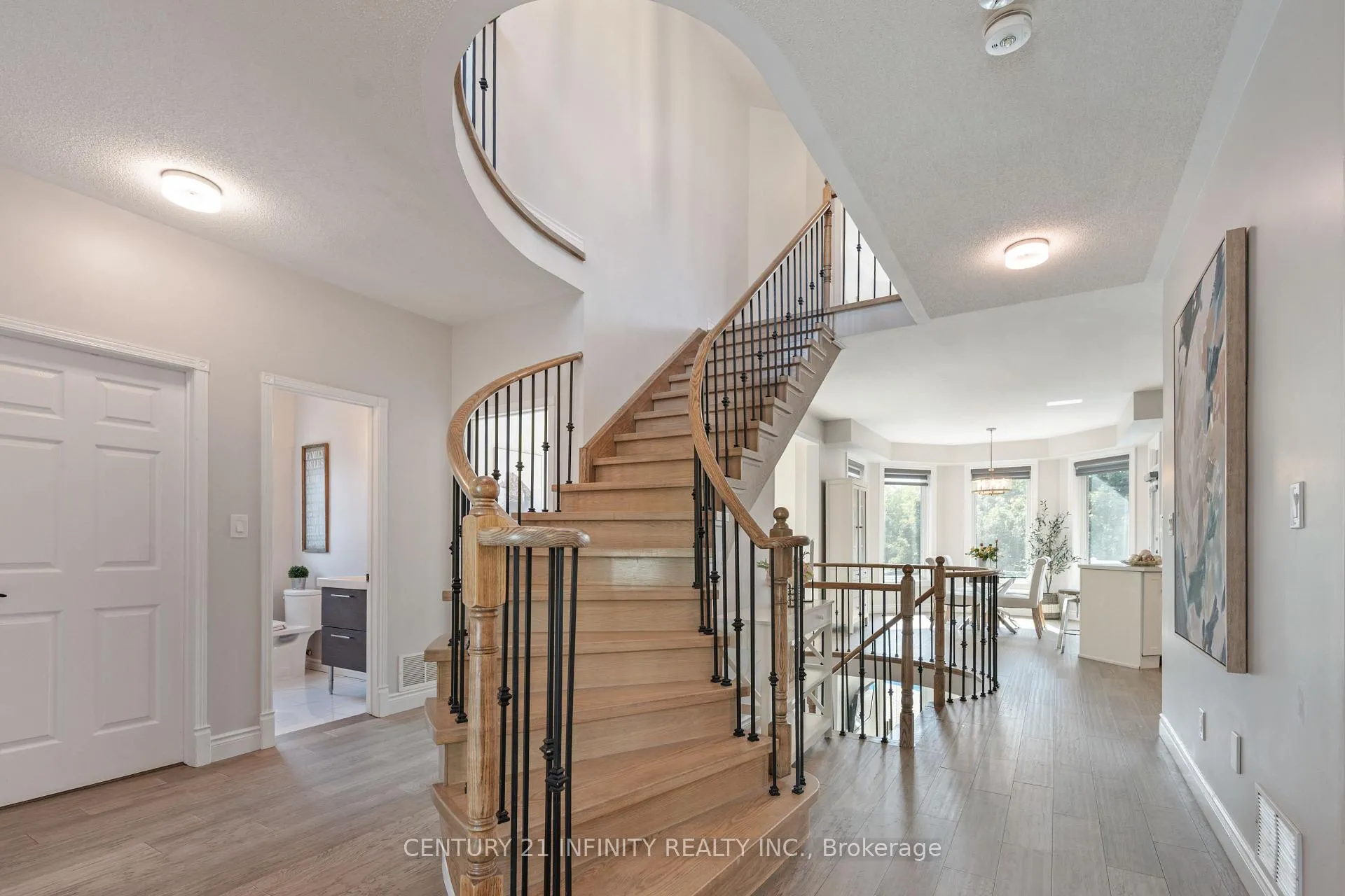 Photo 20 of 973 Mountview Court, Oshawa, Pinecrest — HOMEH