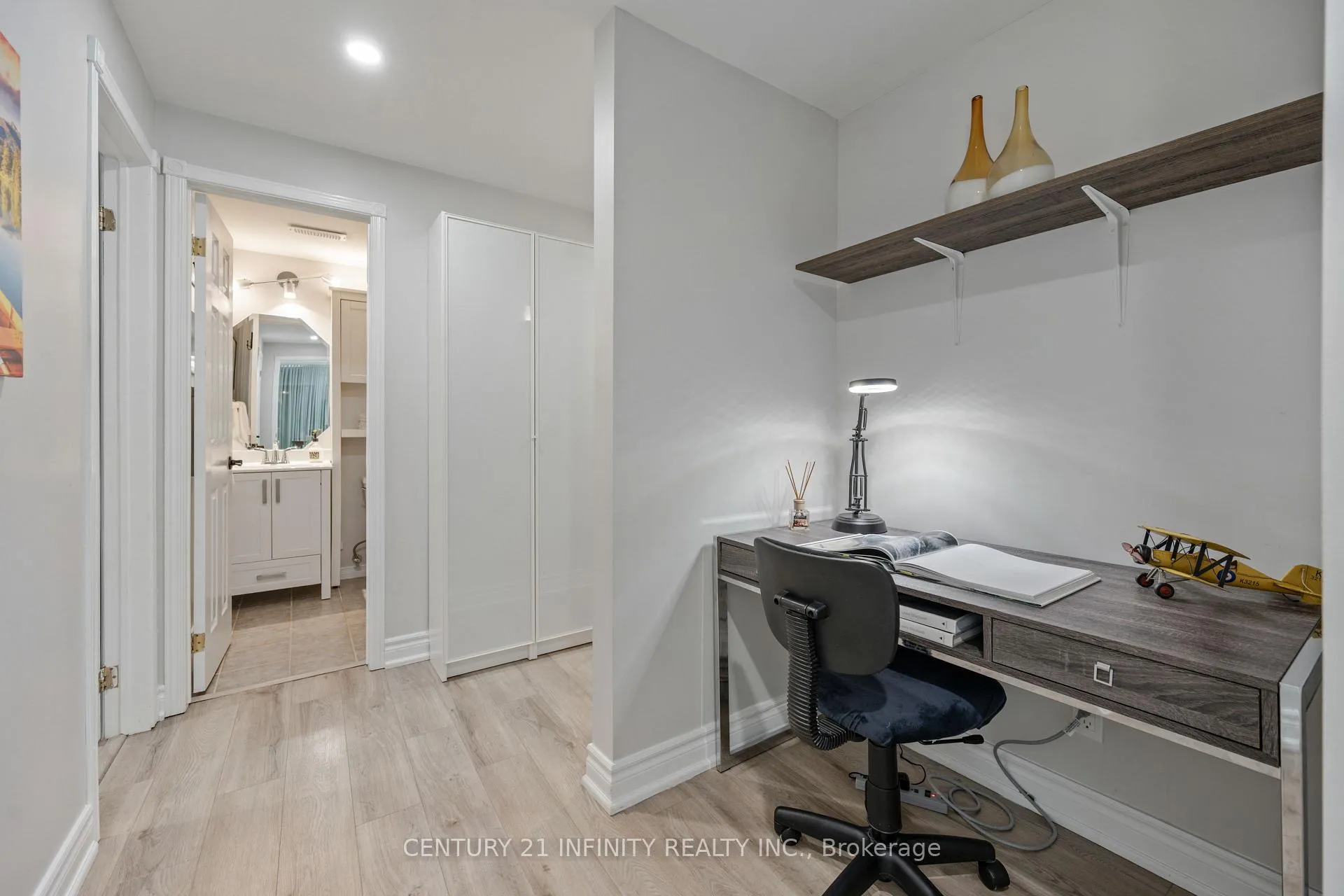 Photo 40 of 973 Mountview Court, Oshawa, Pinecrest — HOMEH
