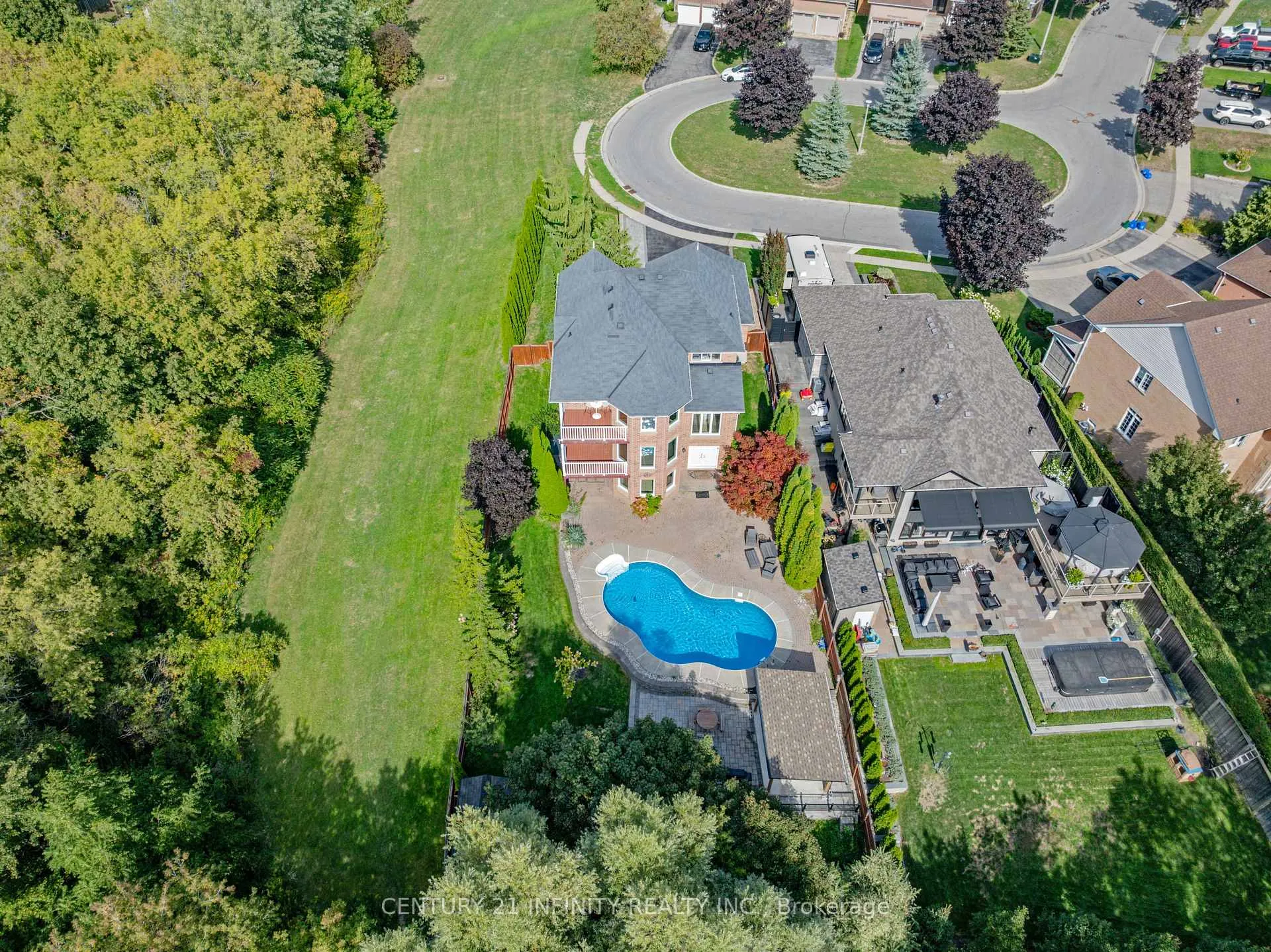 Photo 47 of 973 Mountview Court, Oshawa, Pinecrest — HOMEH