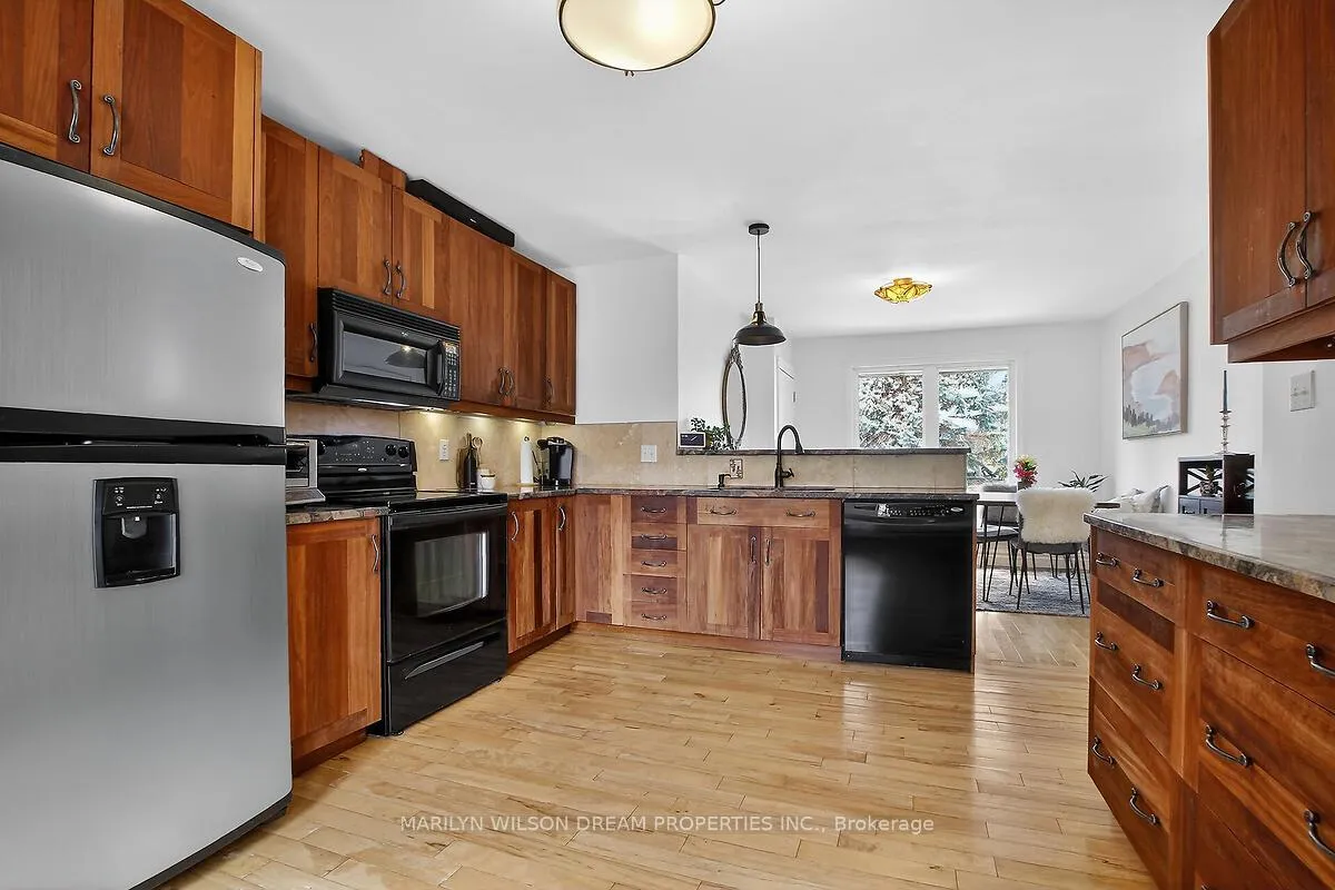 Photo 19 of 2105 Bangor Street, Ottawa, Elmvale Acres/Urbandale — HOMEH