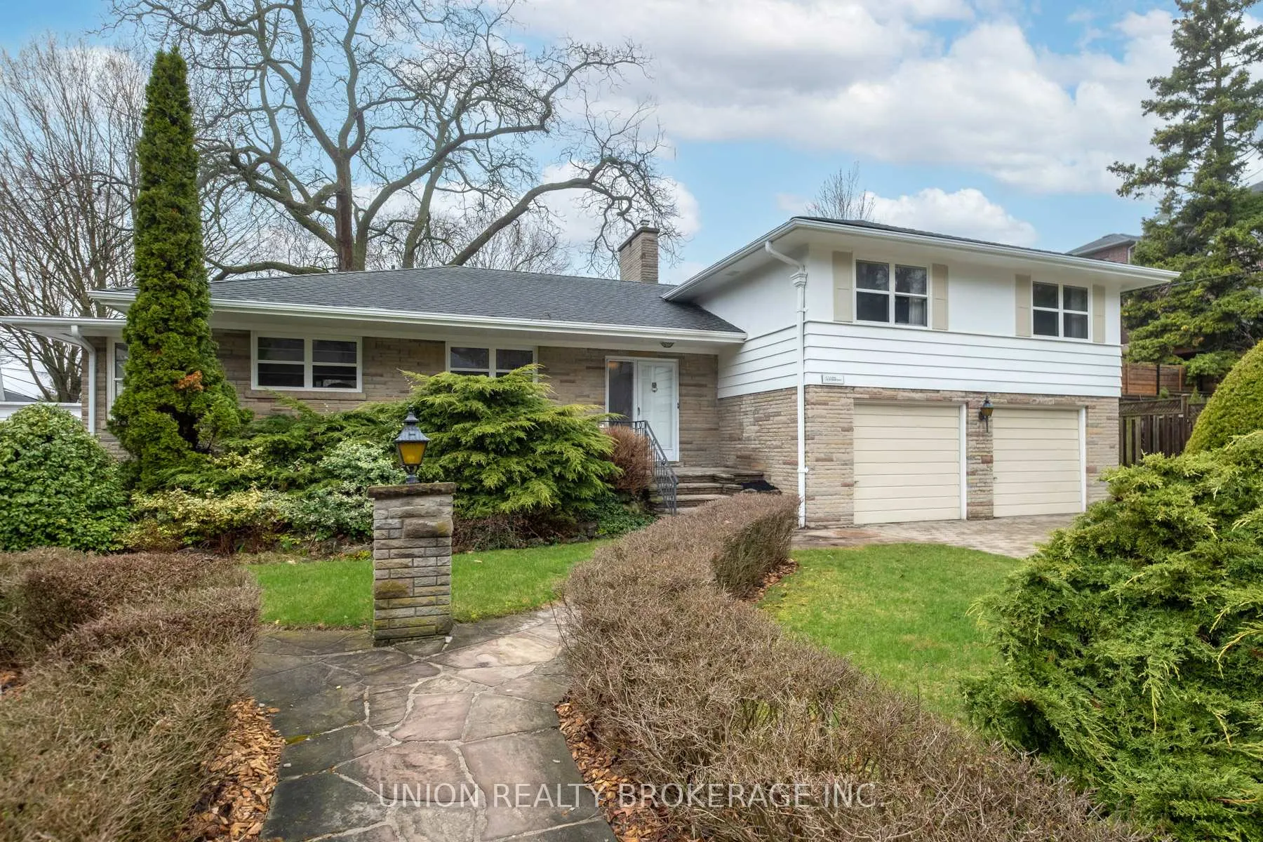 Photo 1 of 53 Long Crescent, Toronto, The Beaches — HOMEH