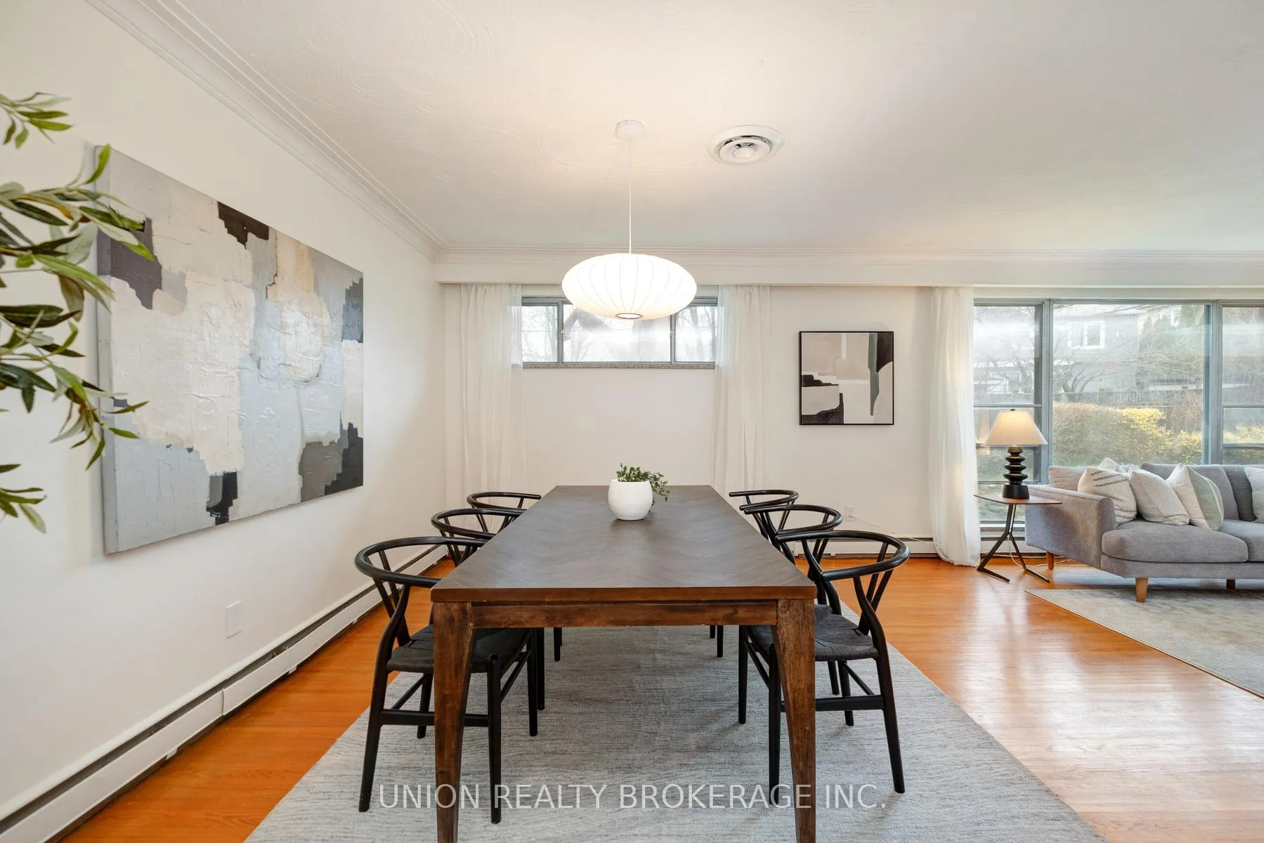 Photo 12 of 53 Long Crescent, Toronto, The Beaches — HOMEH
