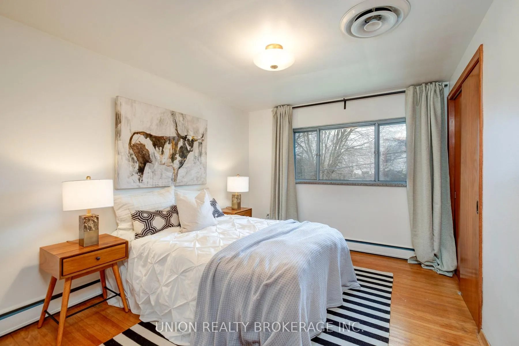 Photo 26 of 53 Long Crescent, Toronto, The Beaches — HOMEH
