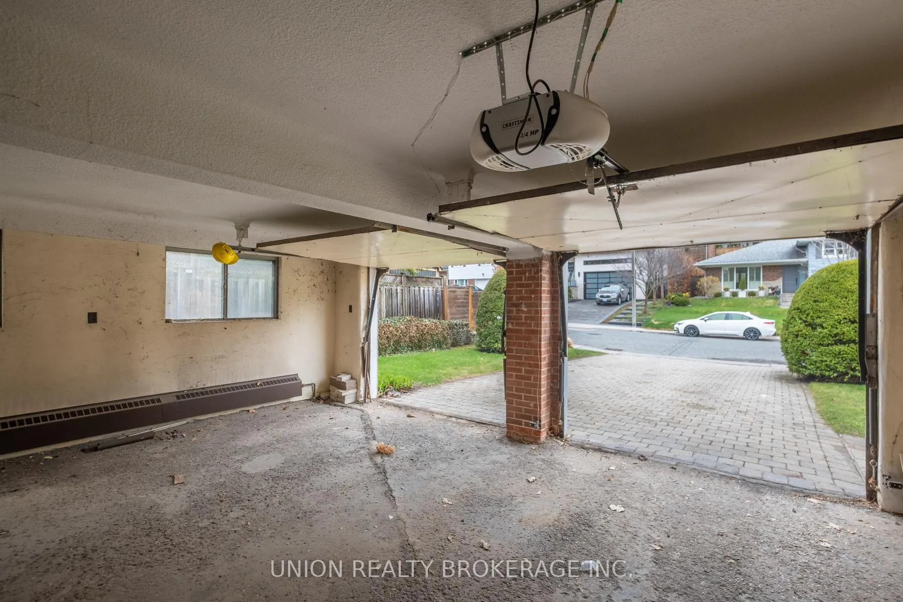 Photo 41 of 53 Long Crescent, Toronto, The Beaches — HOMEH