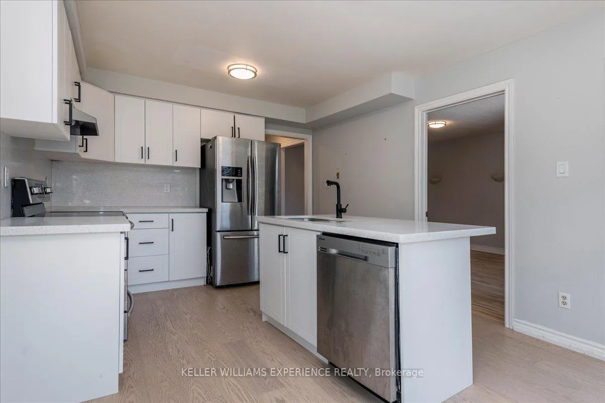 Photo 7 of 78 James Street, Barrie, Ardagh — HOMEH