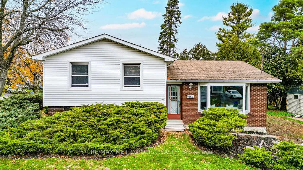 Photo 2 of 761 West Shore Boulevard, Pickering, West Shore — HOMEH