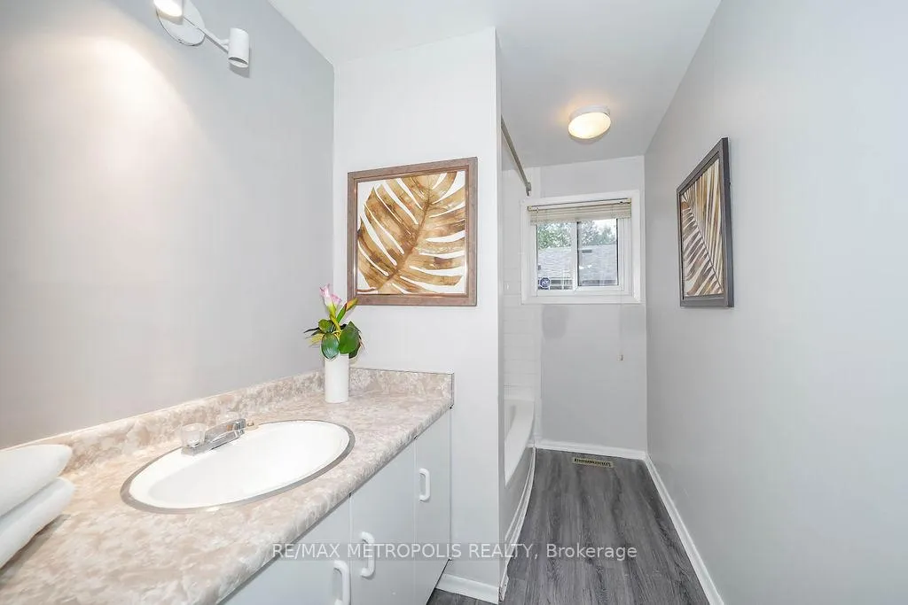 Photo 33 of 761 West Shore Boulevard, Pickering, West Shore — HOMEH