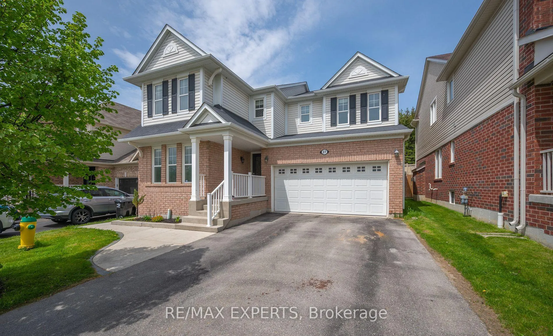 Photo 2 of 27 Mooney Trail, New Tecumseth, Alliston — HOMEH