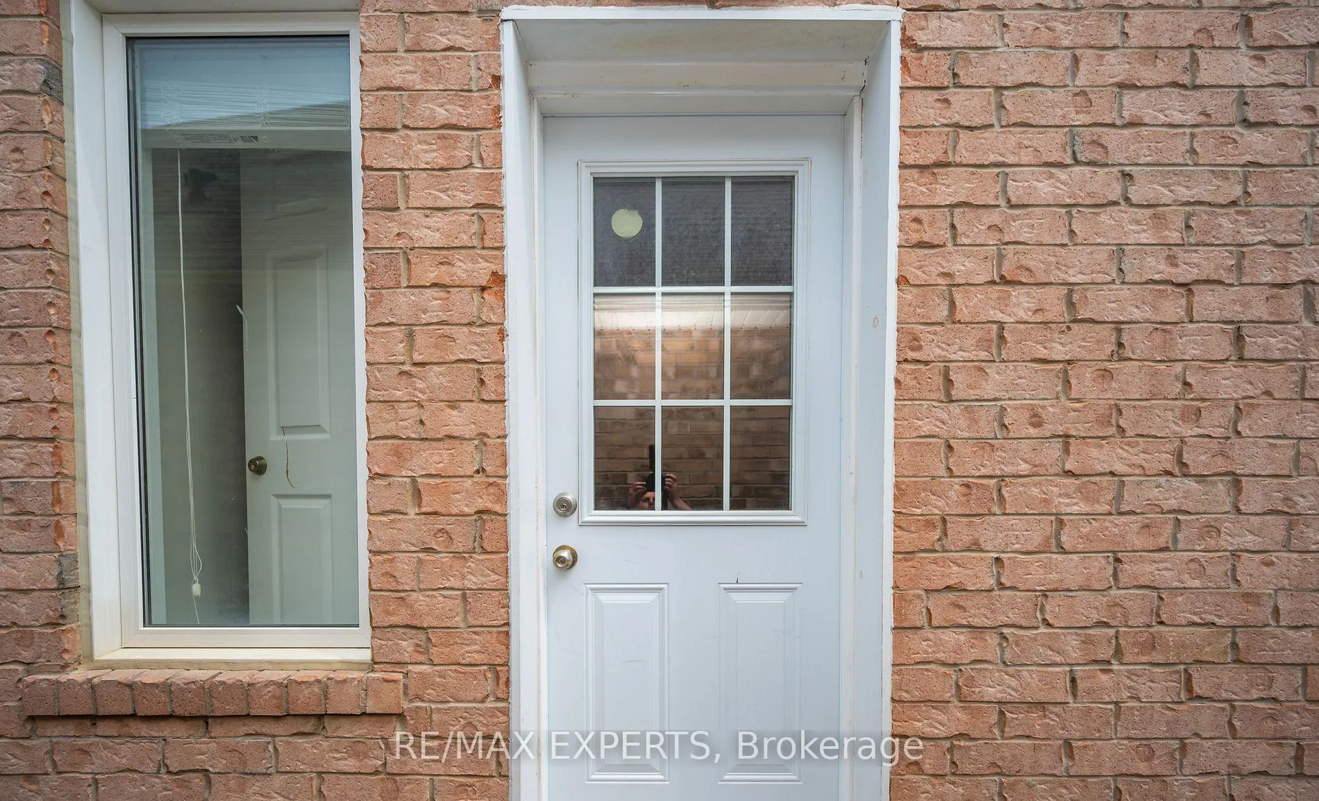 Photo 3 of 27 Mooney Trail, New Tecumseth, Alliston — HOMEH