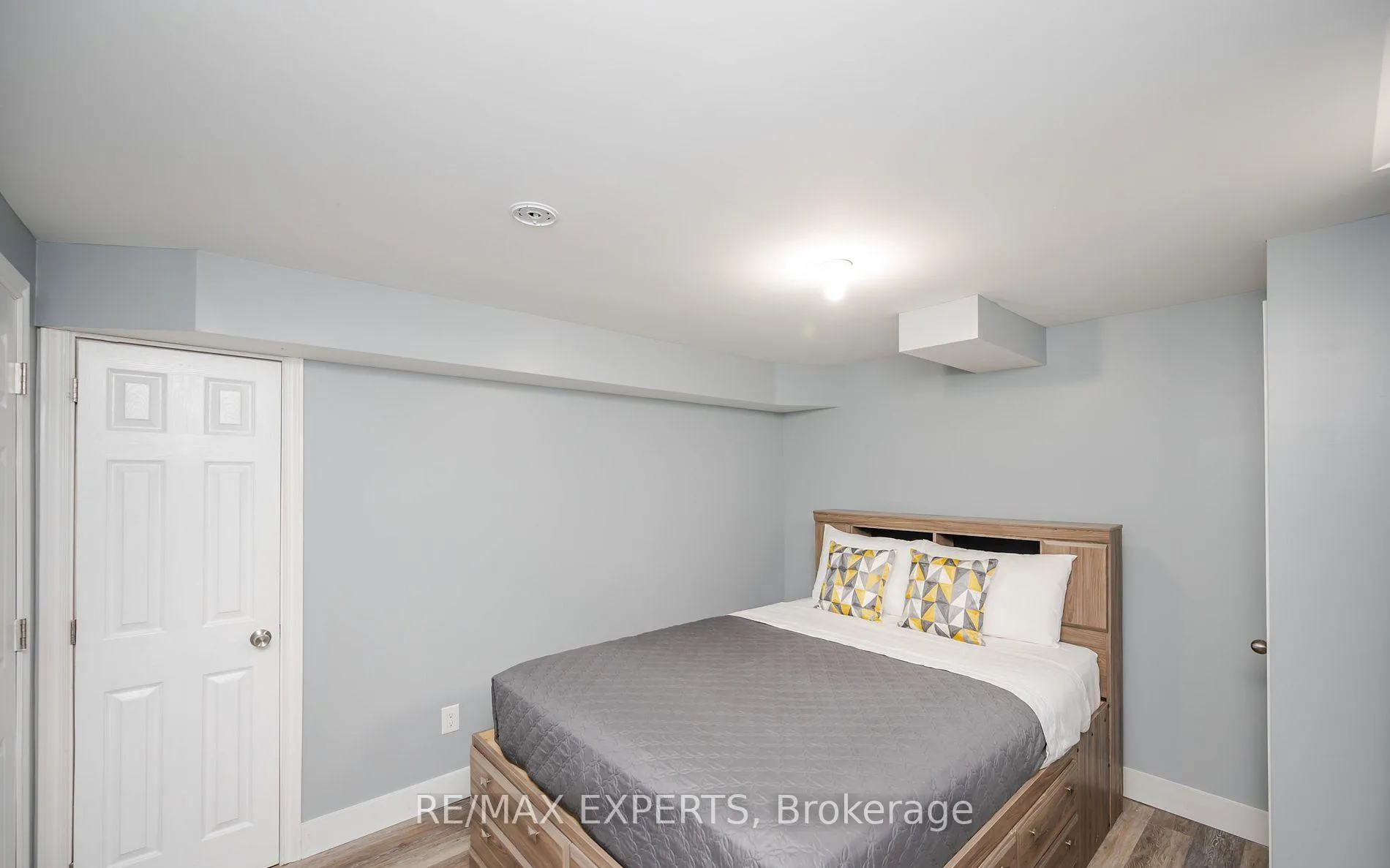 Photo 13 of 27 Mooney Trail, New Tecumseth, Alliston — HOMEH