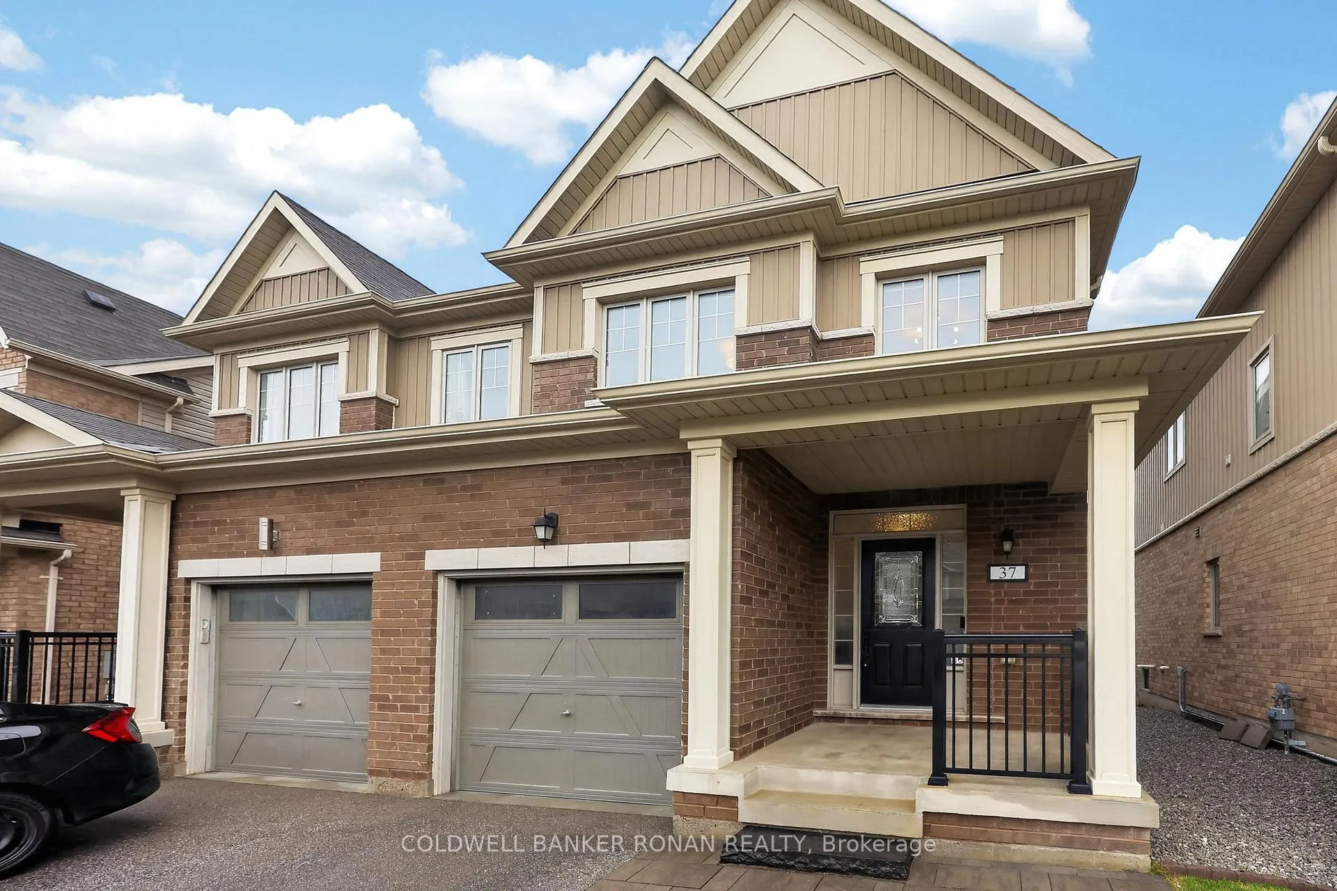 Photo 1 of 37 Donnan Drive, New Tecumseth, Tottenham — HOMEH