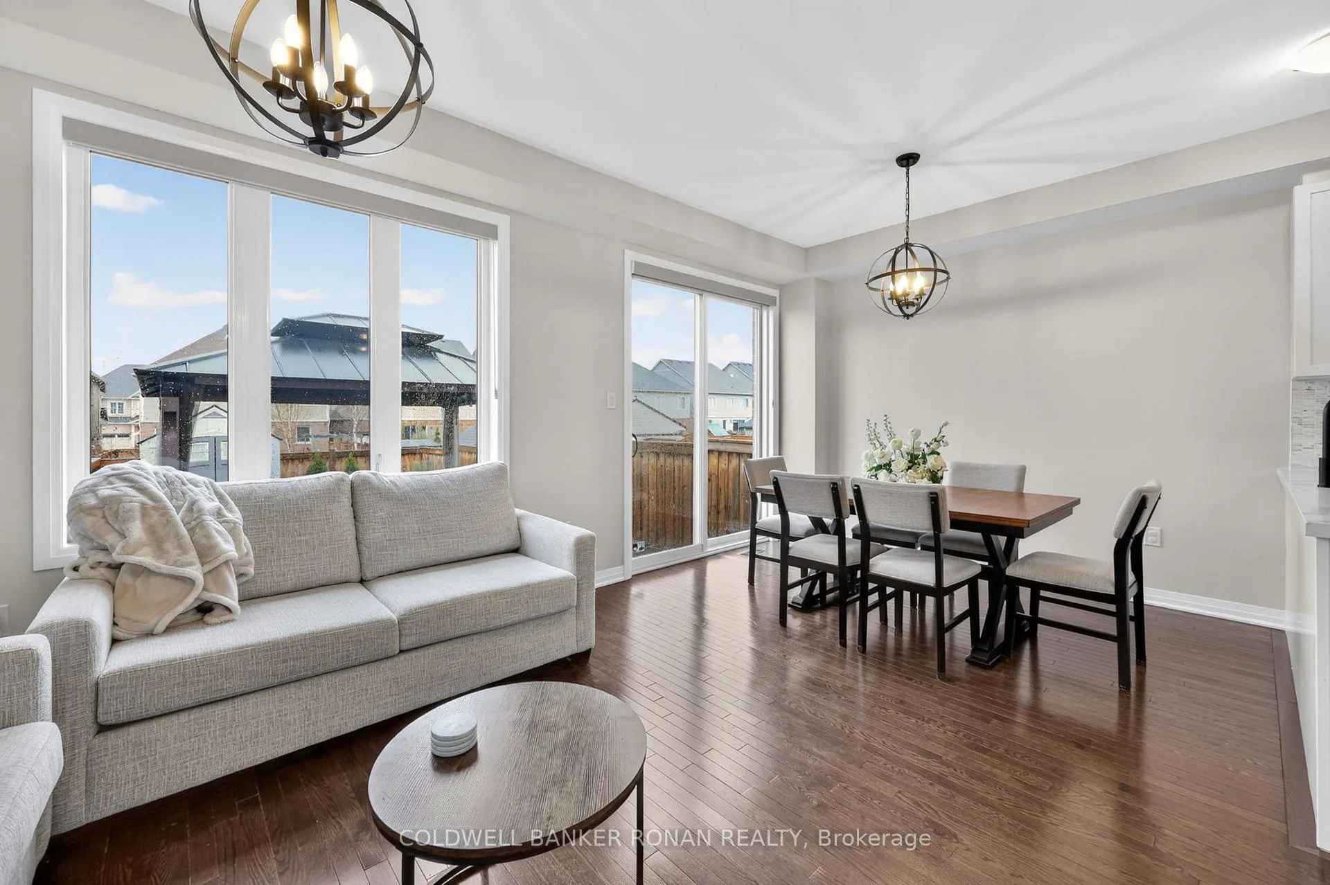 Photo 15 of 37 Donnan Drive, New Tecumseth, Tottenham — HOMEH
