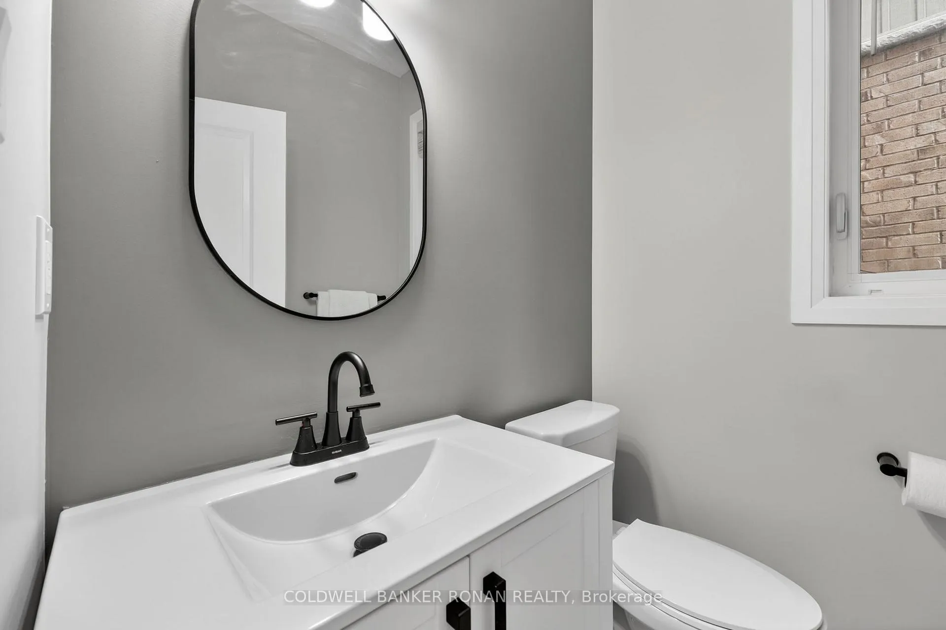 Photo 16 of 37 Donnan Drive, New Tecumseth, Tottenham — HOMEH