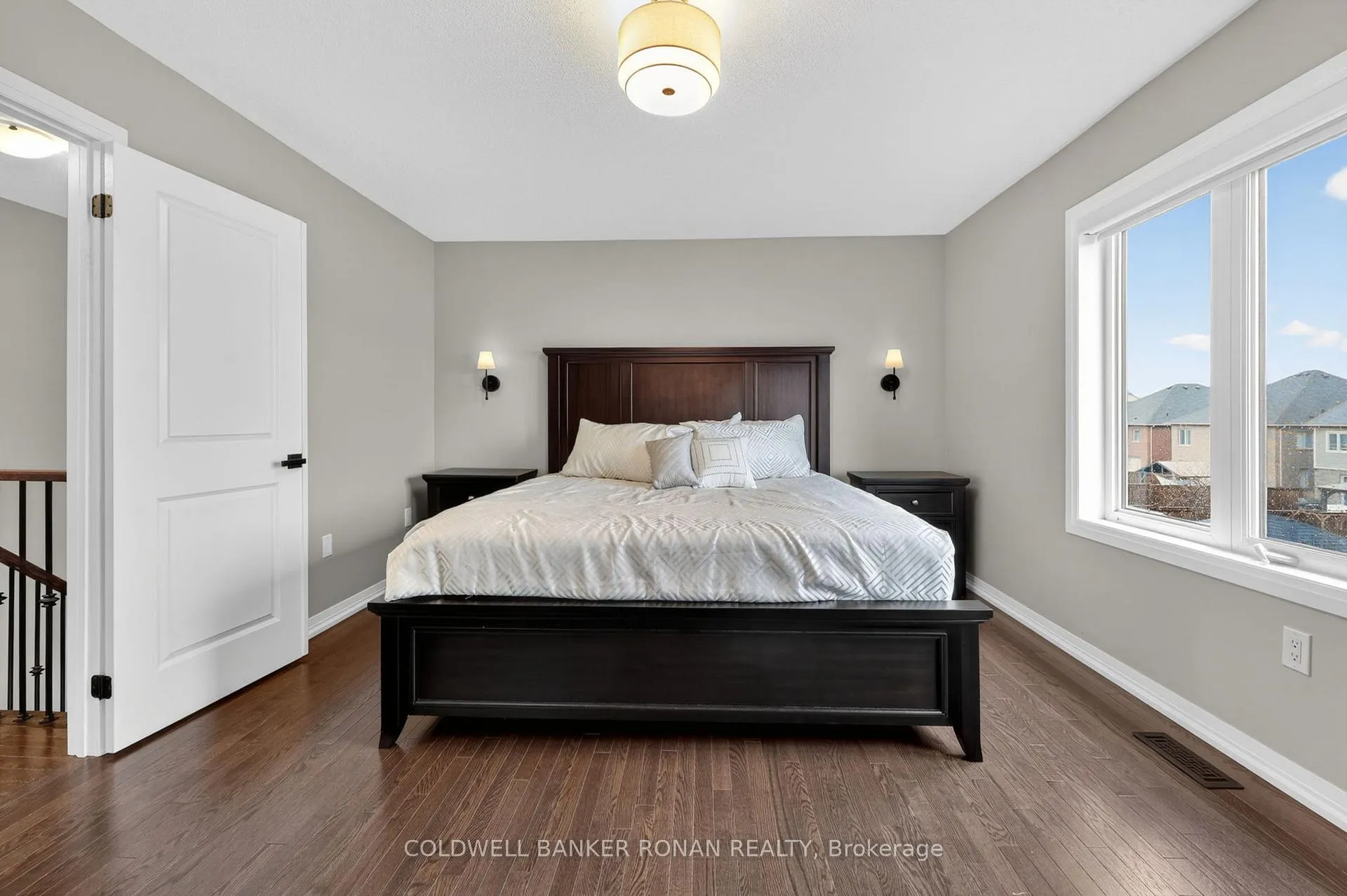 Photo 18 of 37 Donnan Drive, New Tecumseth, Tottenham — HOMEH
