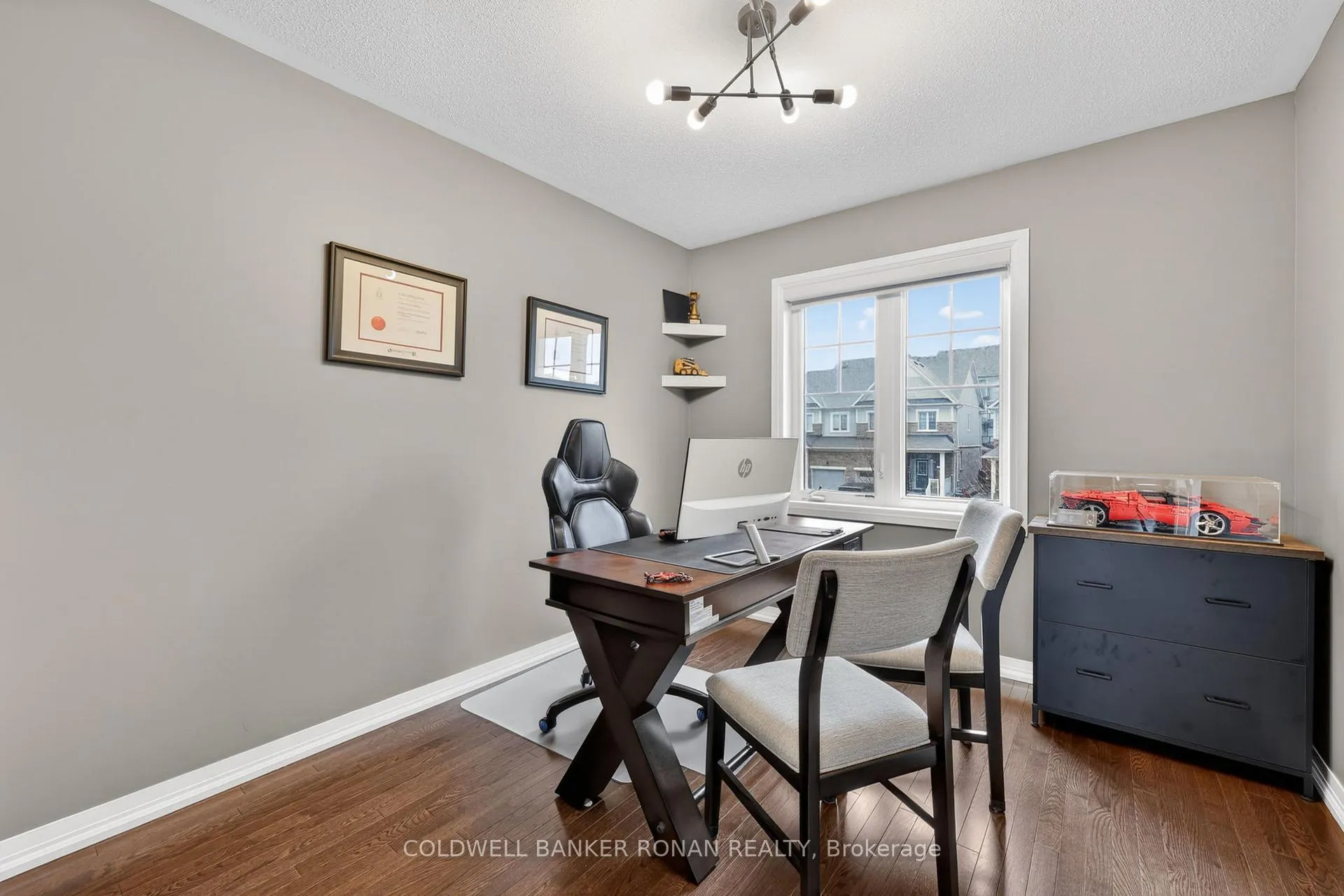 Photo 21 of 37 Donnan Drive, New Tecumseth, Tottenham — HOMEH