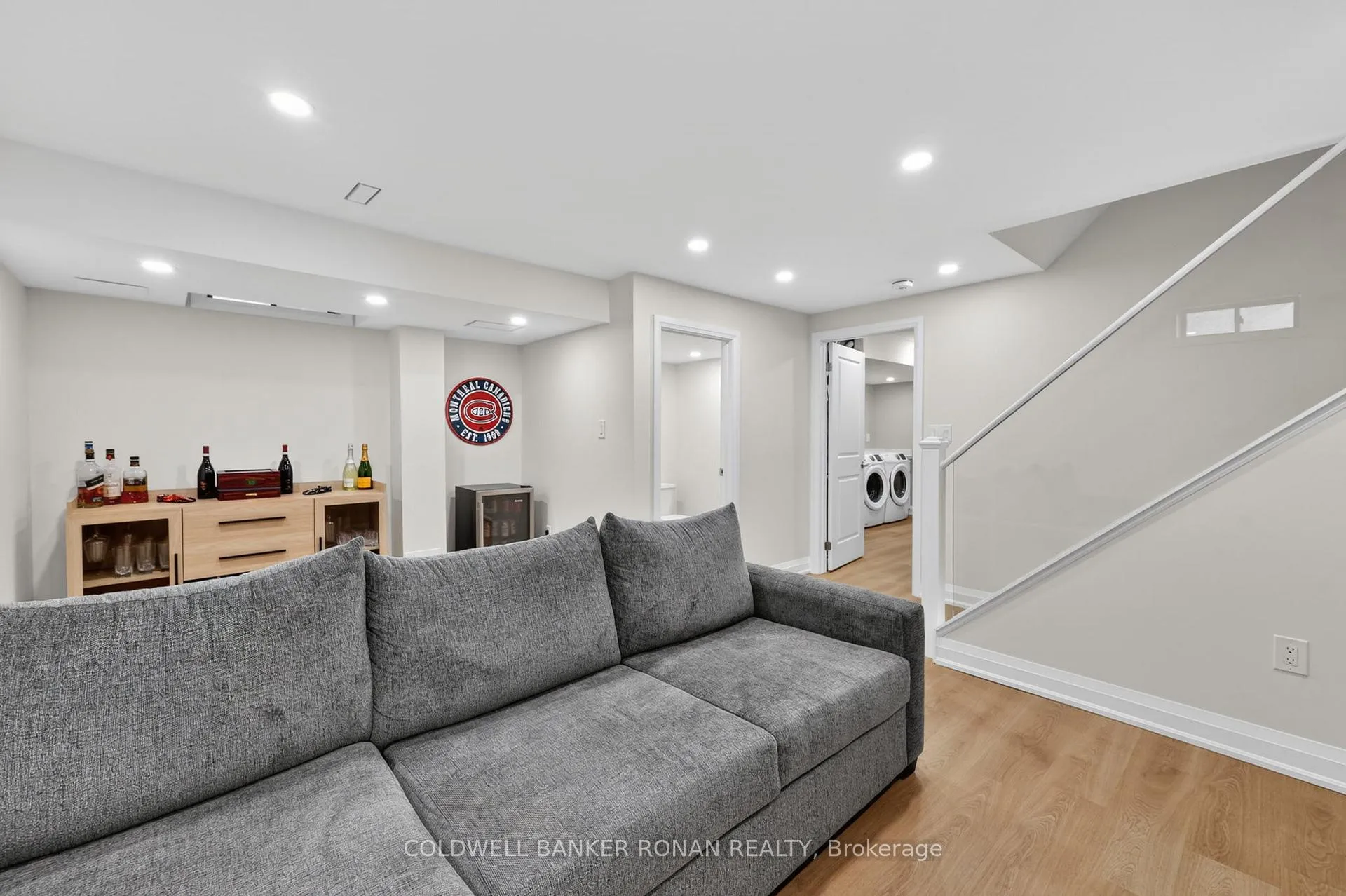 Photo 25 of 37 Donnan Drive, New Tecumseth, Tottenham — HOMEH