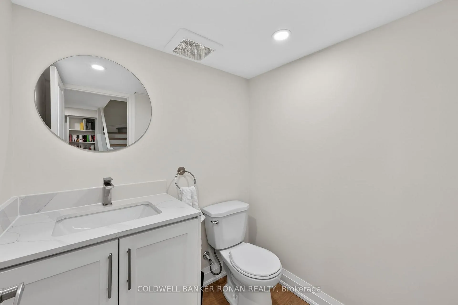 Photo 26 of 37 Donnan Drive, New Tecumseth, Tottenham — HOMEH