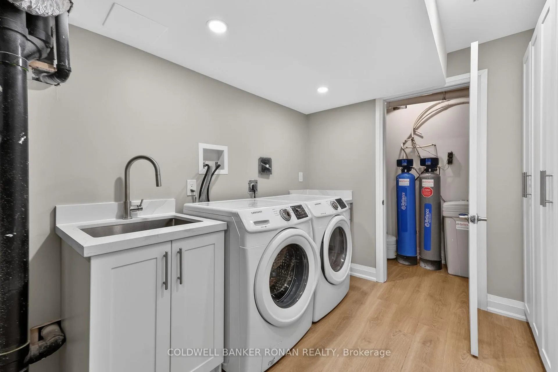 Photo 27 of 37 Donnan Drive, New Tecumseth, Tottenham — HOMEH