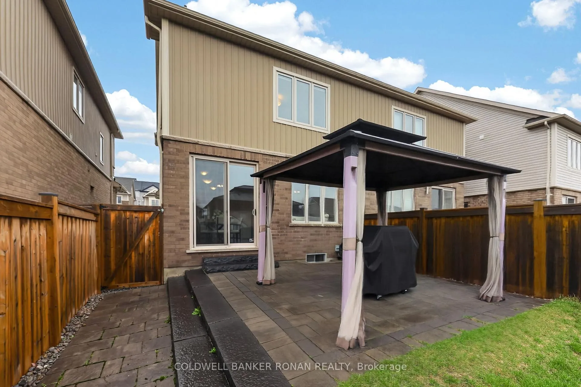 Photo 31 of 37 Donnan Drive, New Tecumseth, Tottenham — HOMEH
