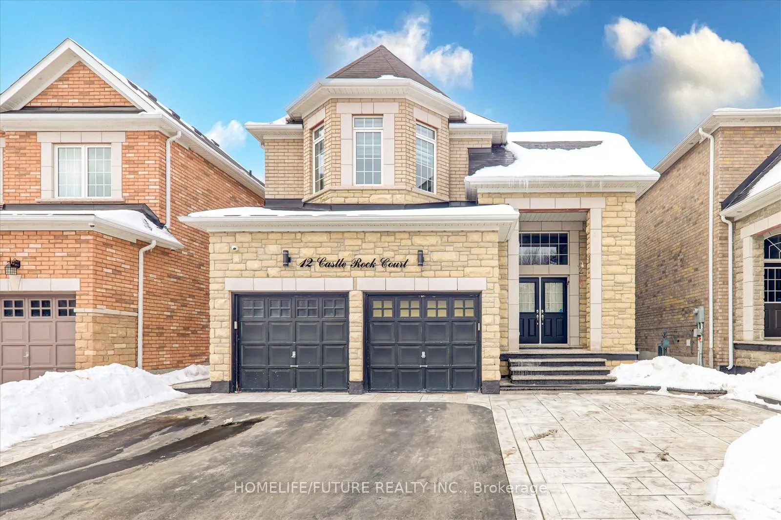 Photo 1 of 12 Castle Rock Court, Markham, Cedarwood — HOMEH