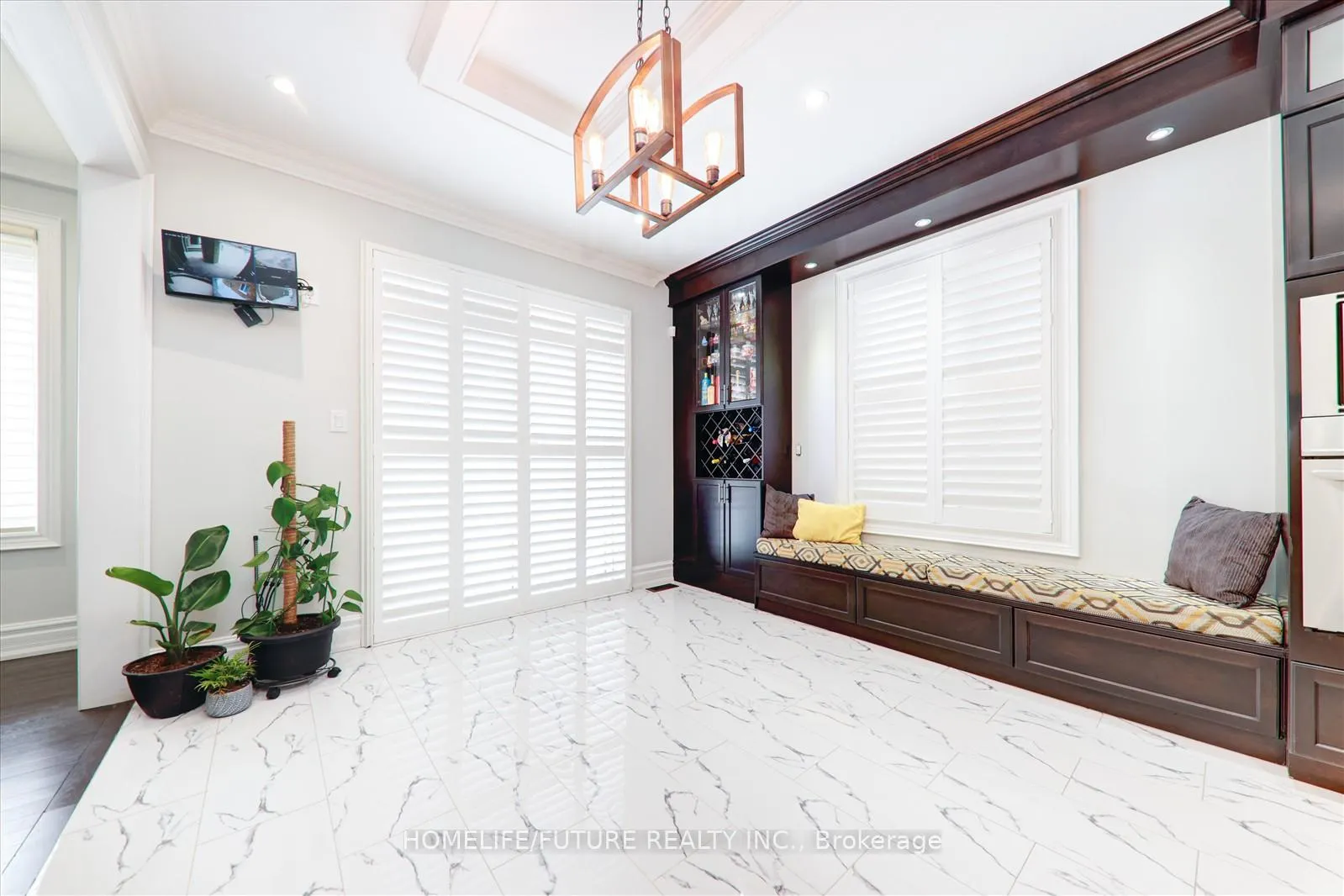 Photo 18 of 12 Castle Rock Court, Markham, Cedarwood — HOMEH