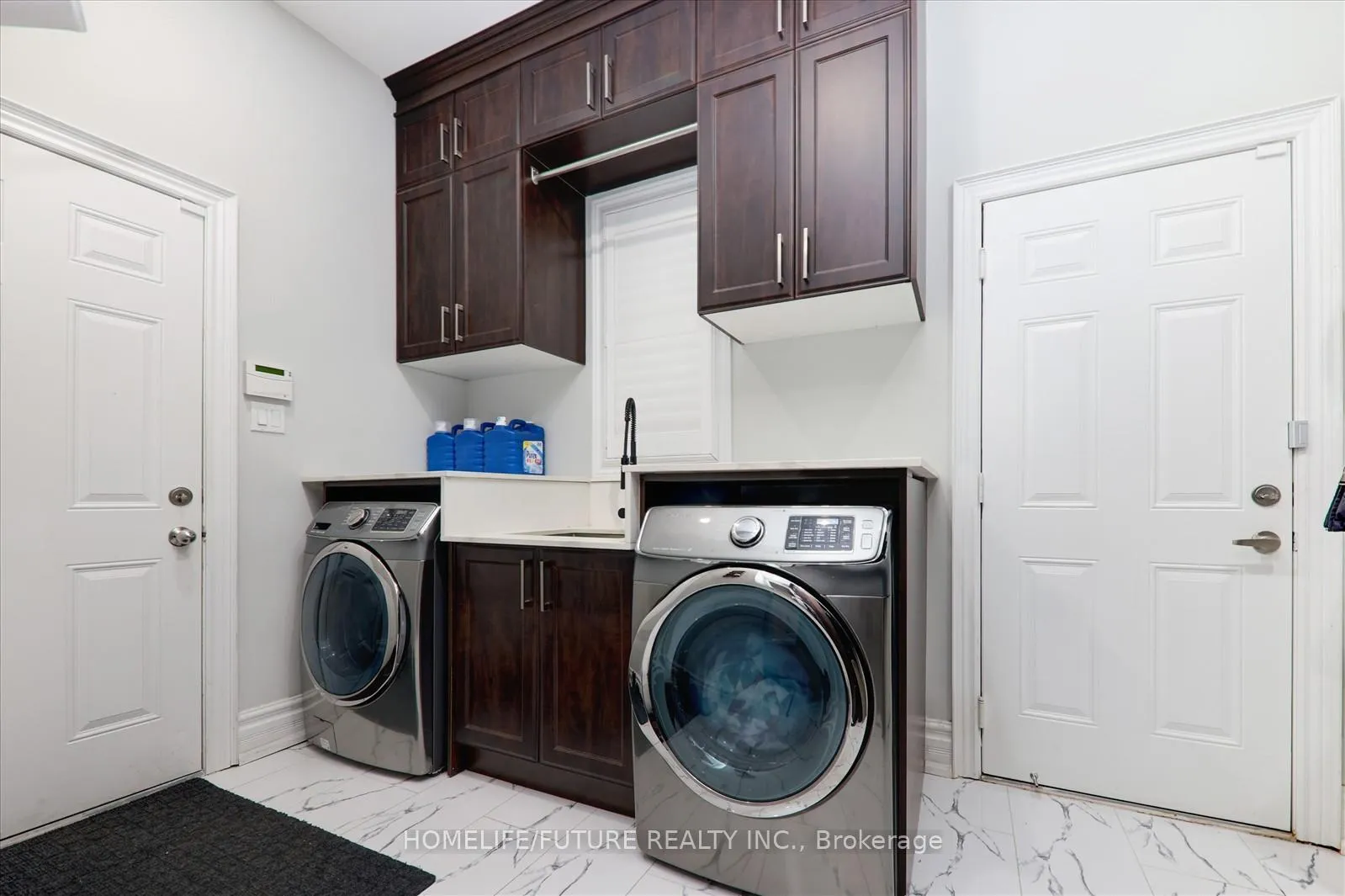 Photo 22 of 12 Castle Rock Court, Markham, Cedarwood — HOMEH