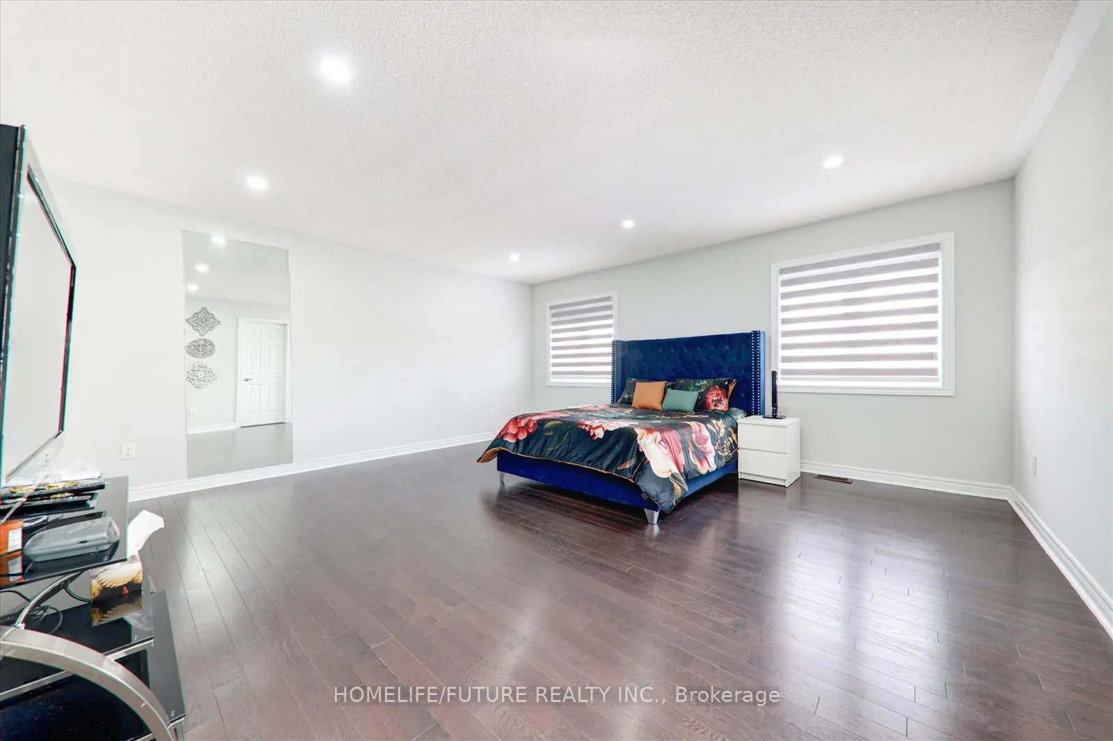 Photo 25 of 12 Castle Rock Court, Markham, Cedarwood — HOMEH