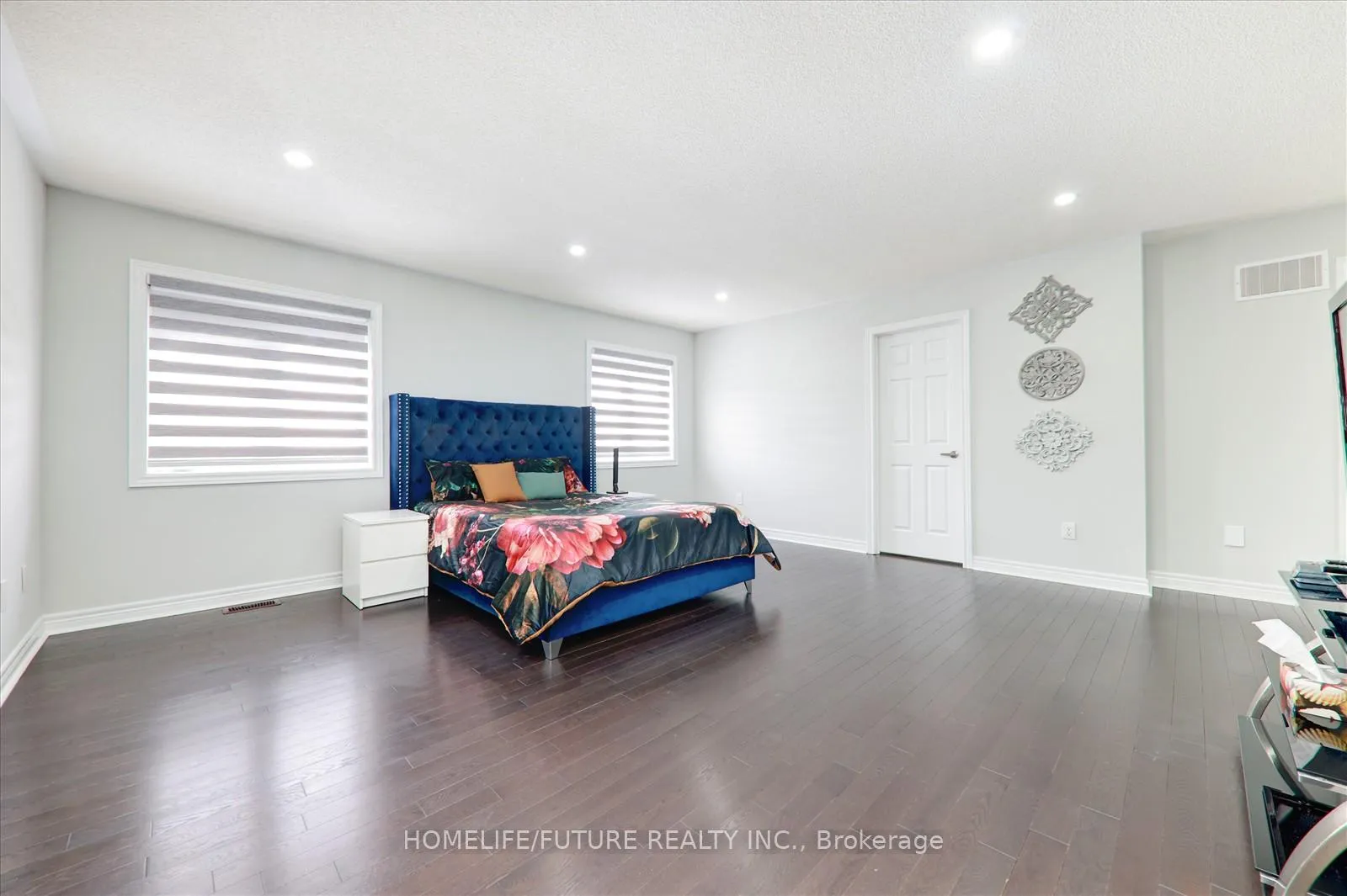 Photo 26 of 12 Castle Rock Court, Markham, Cedarwood — HOMEH