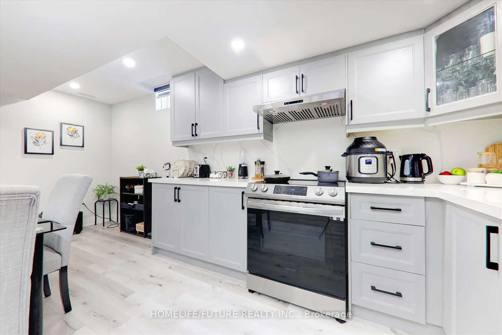 Photo 40 of 12 Castle Rock Court, Markham, Cedarwood — HOMEH