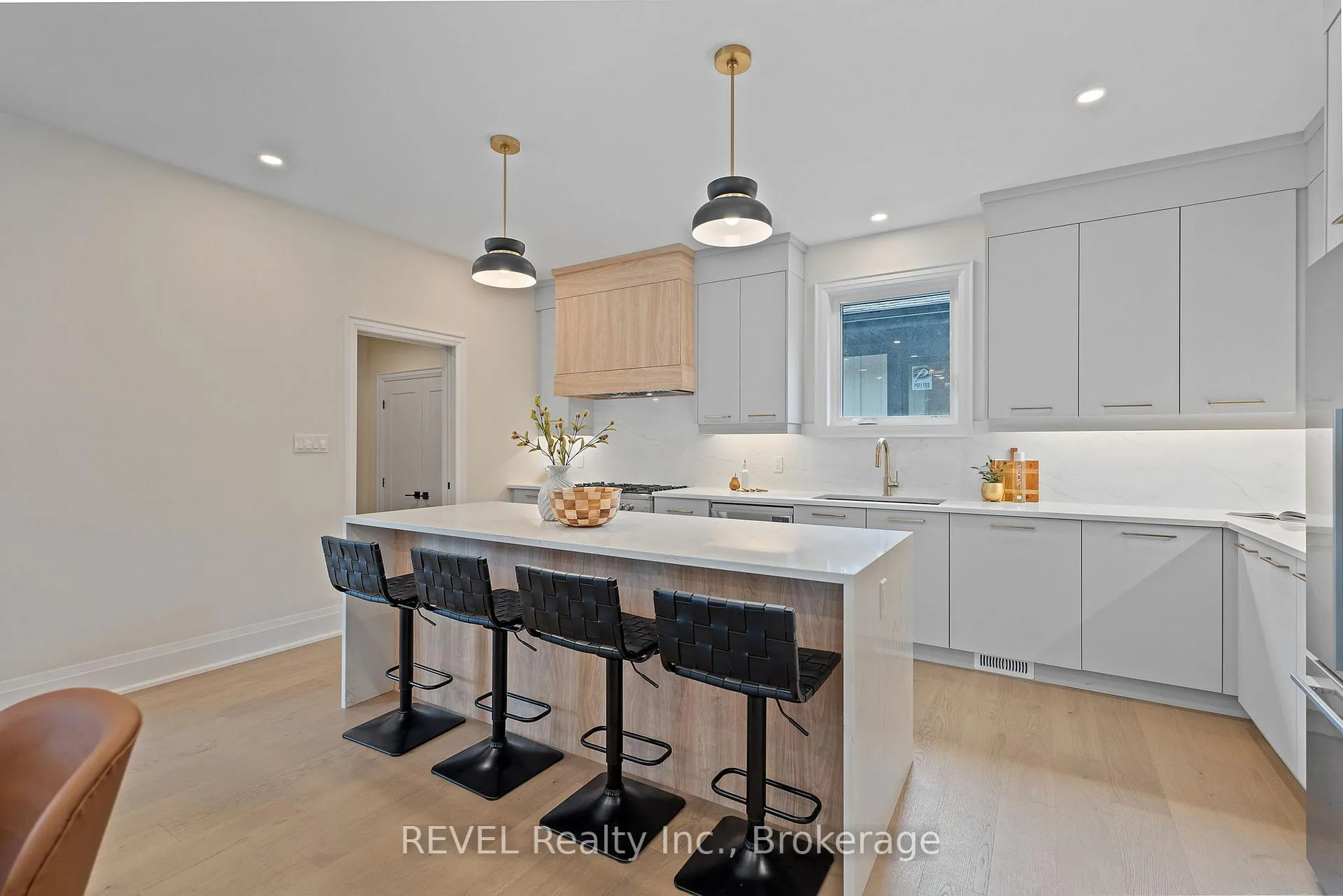Photo 14 of 11 Accursi Crescent, Pelham, Fonthill — HOMEH